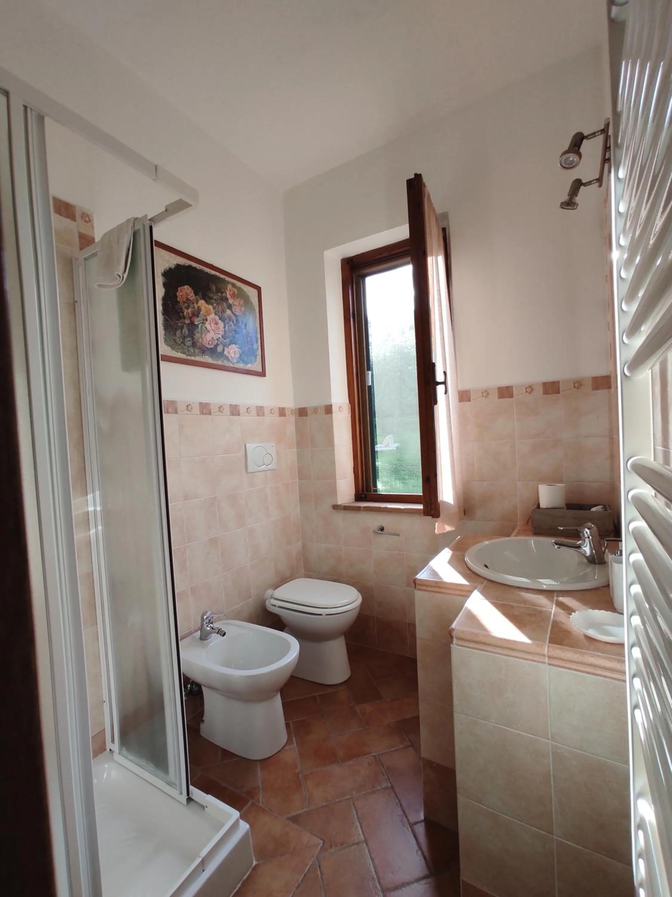 Bathroom in La Casa Tra Gli Ulivi