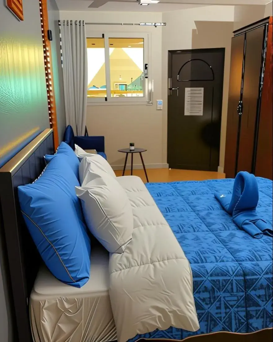 Superior Queen Room in Horus Guest House Pyramids View Superior Queen Room in Horus Guest House Pyramids View