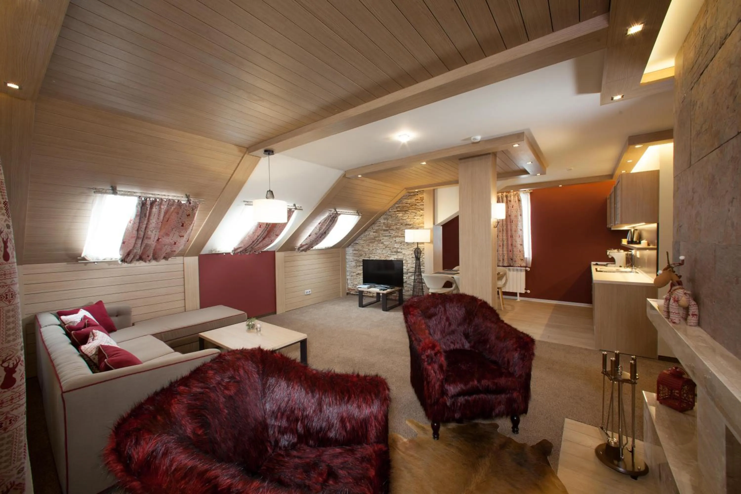 Living room, Bed in Amira Boutique Hotel