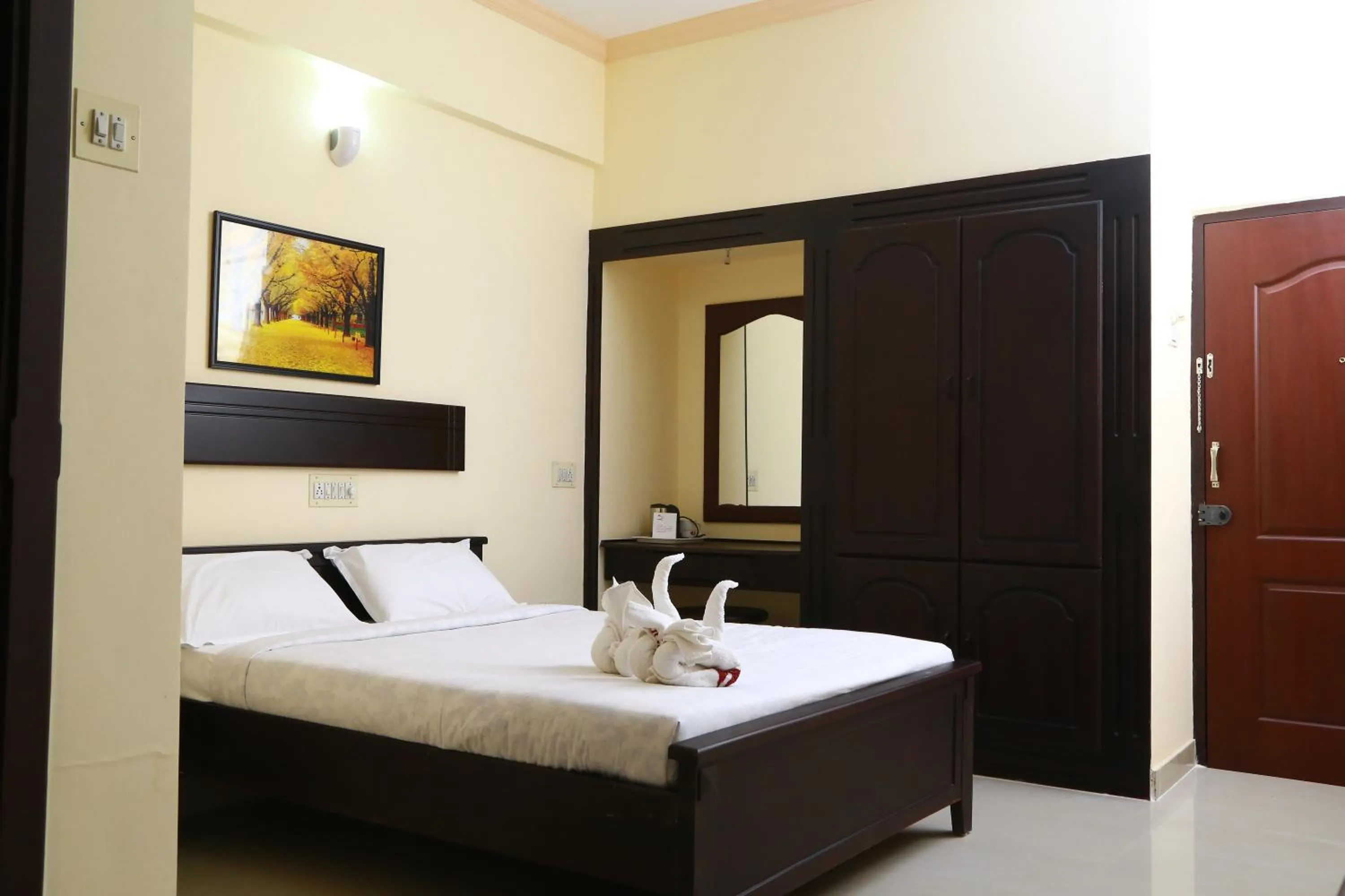 Photo of the whole room, Bed in Orison Residency Hotel