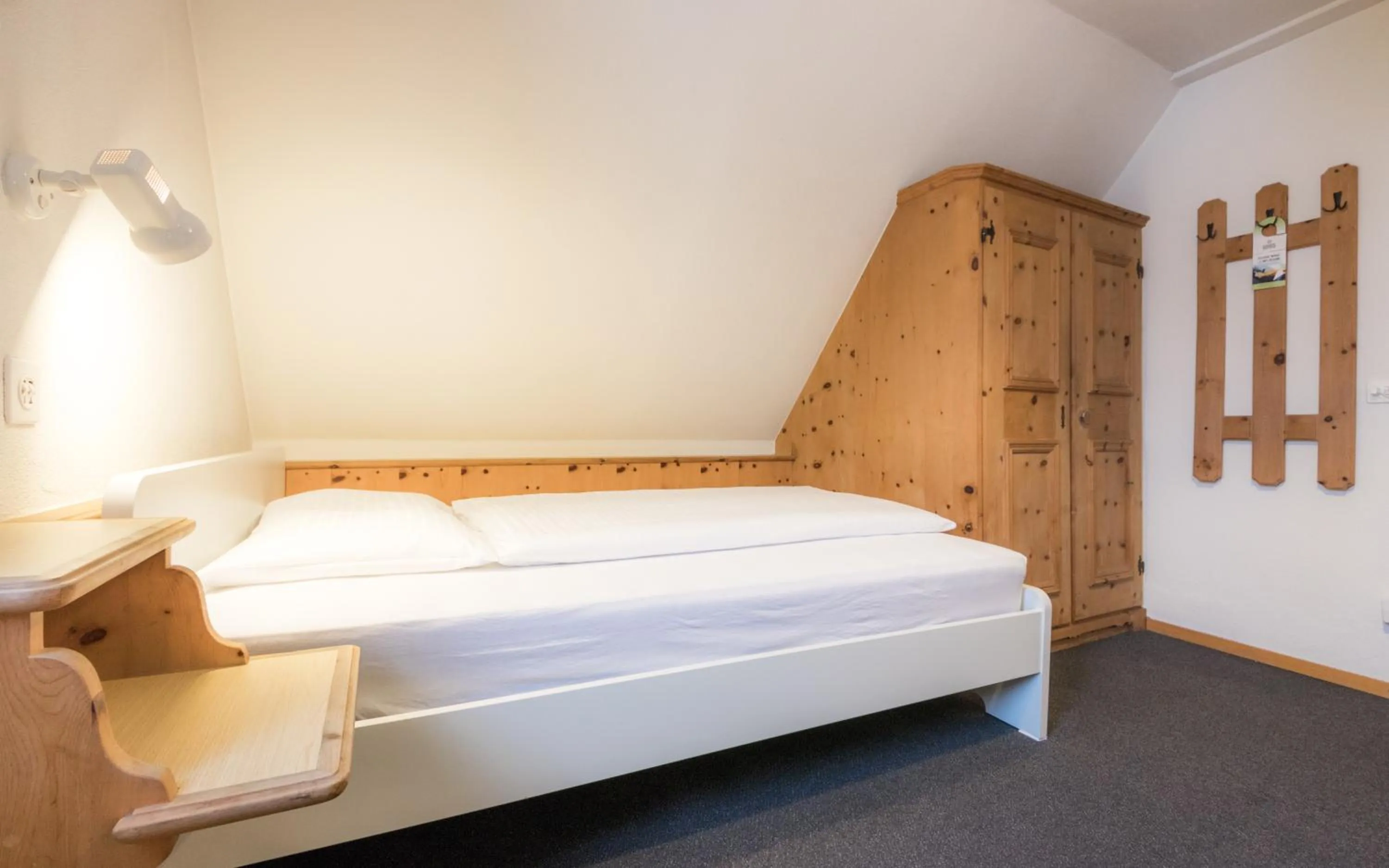 Bedroom, Bed in Hotel Montana by Mountain Hotels