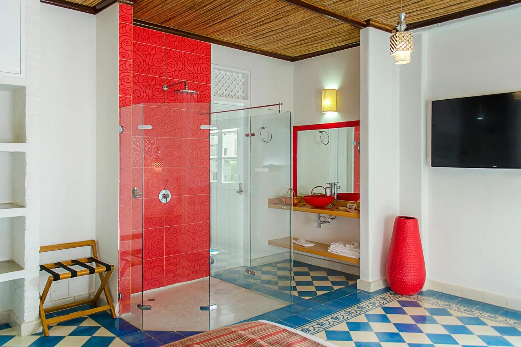 Shower in Placita Vieja Hotel Boutique Spa