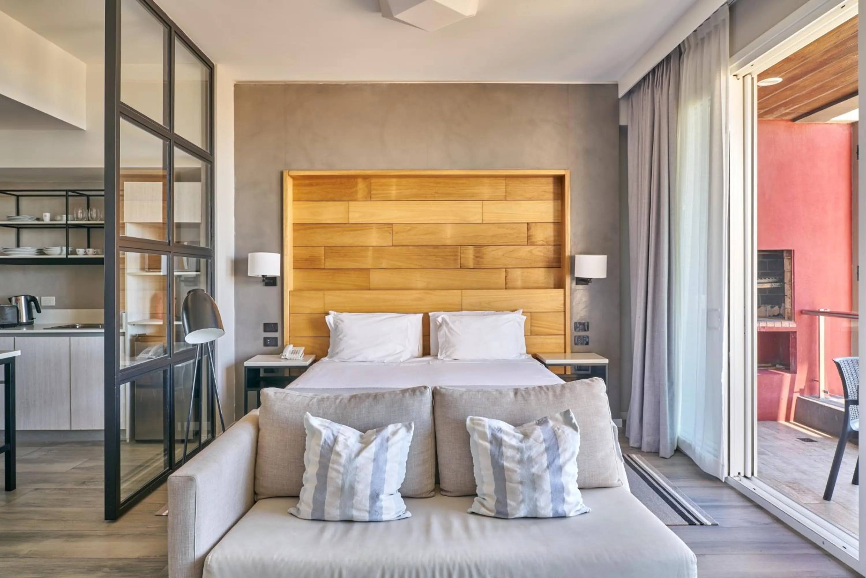 Photo of the whole room, Bed in Almarena Apart & Hotel Boutique