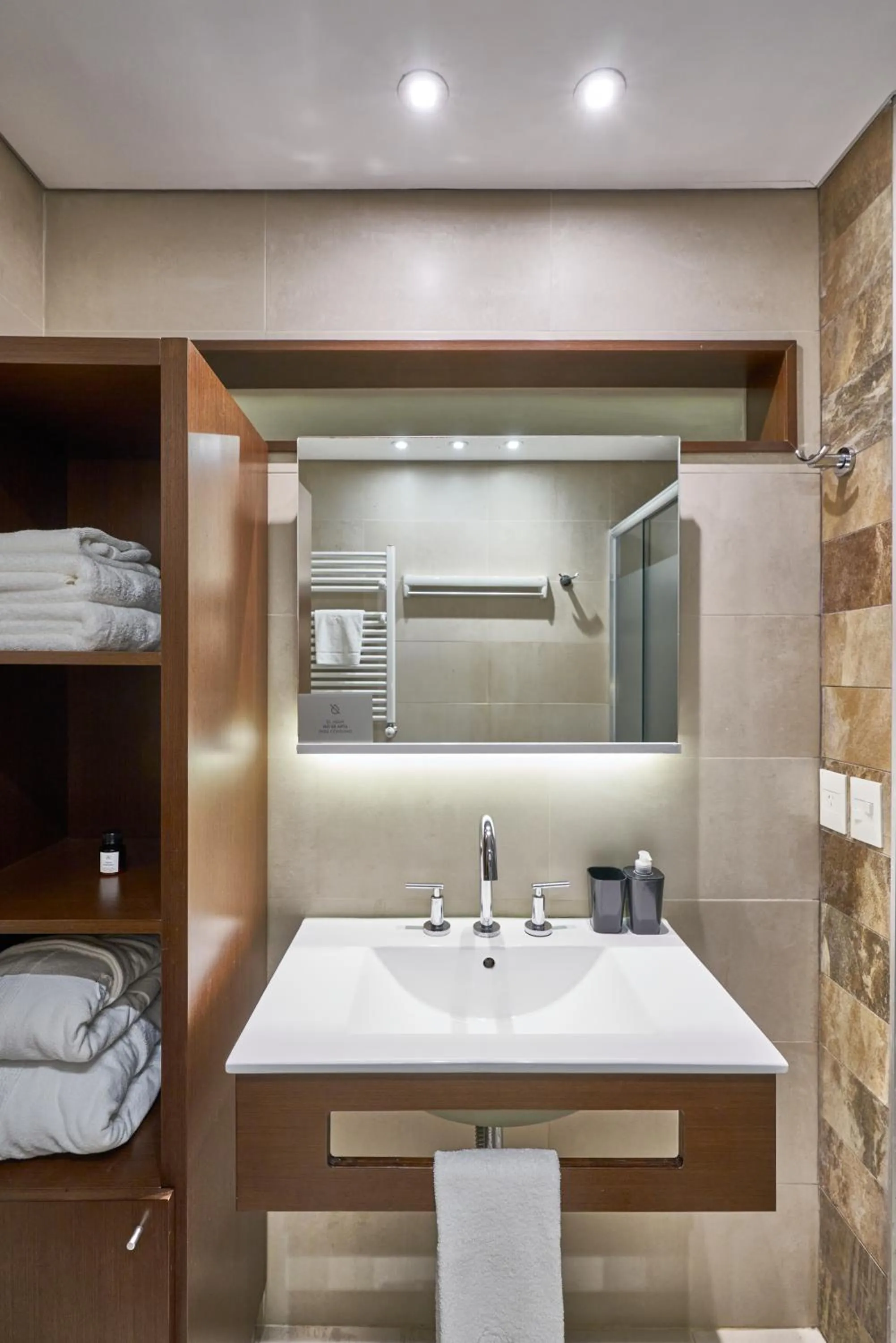 Bathroom, Bed in Almarena Apart & Hotel Boutique