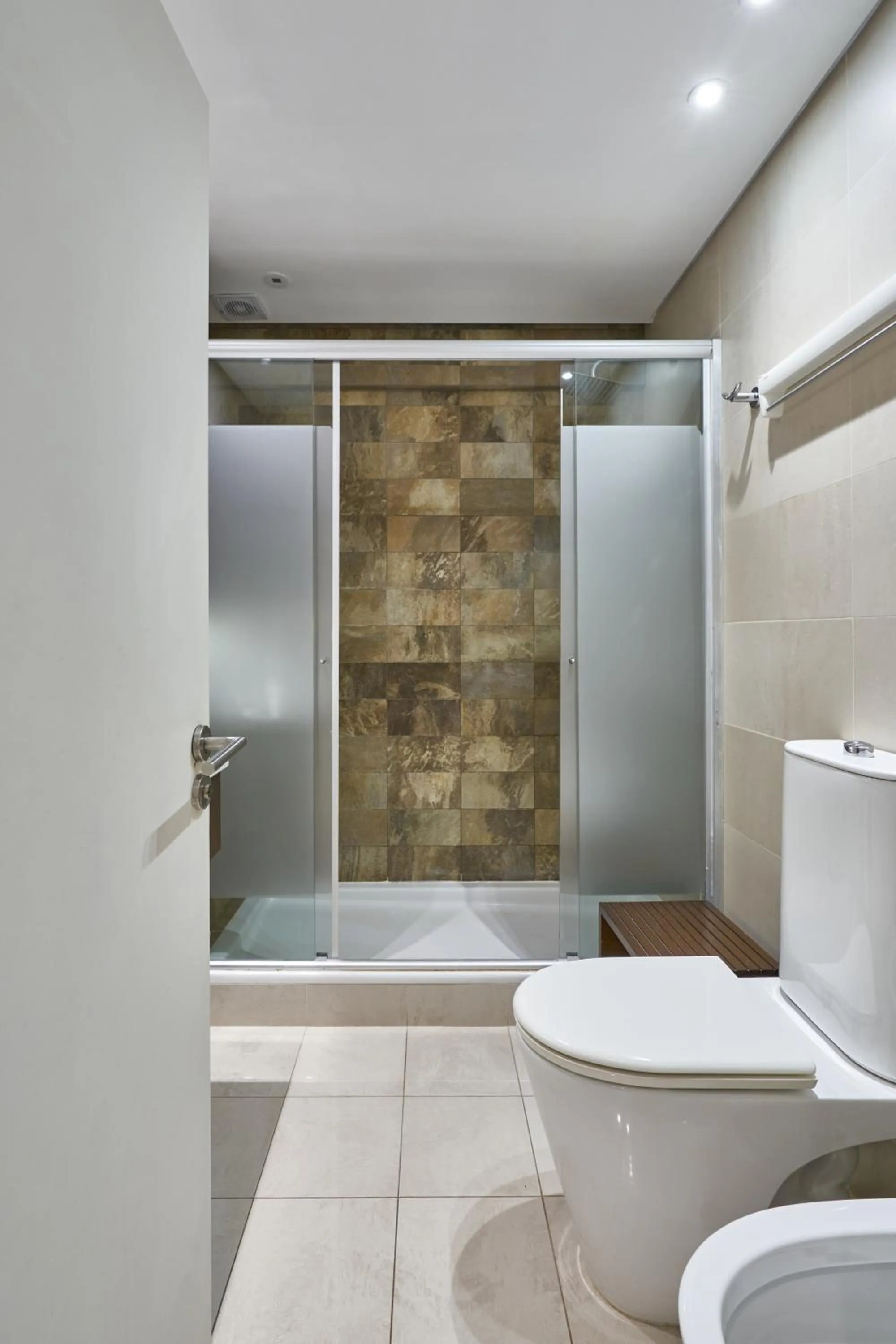 Shower in Almarena Apart & Hotel Boutique