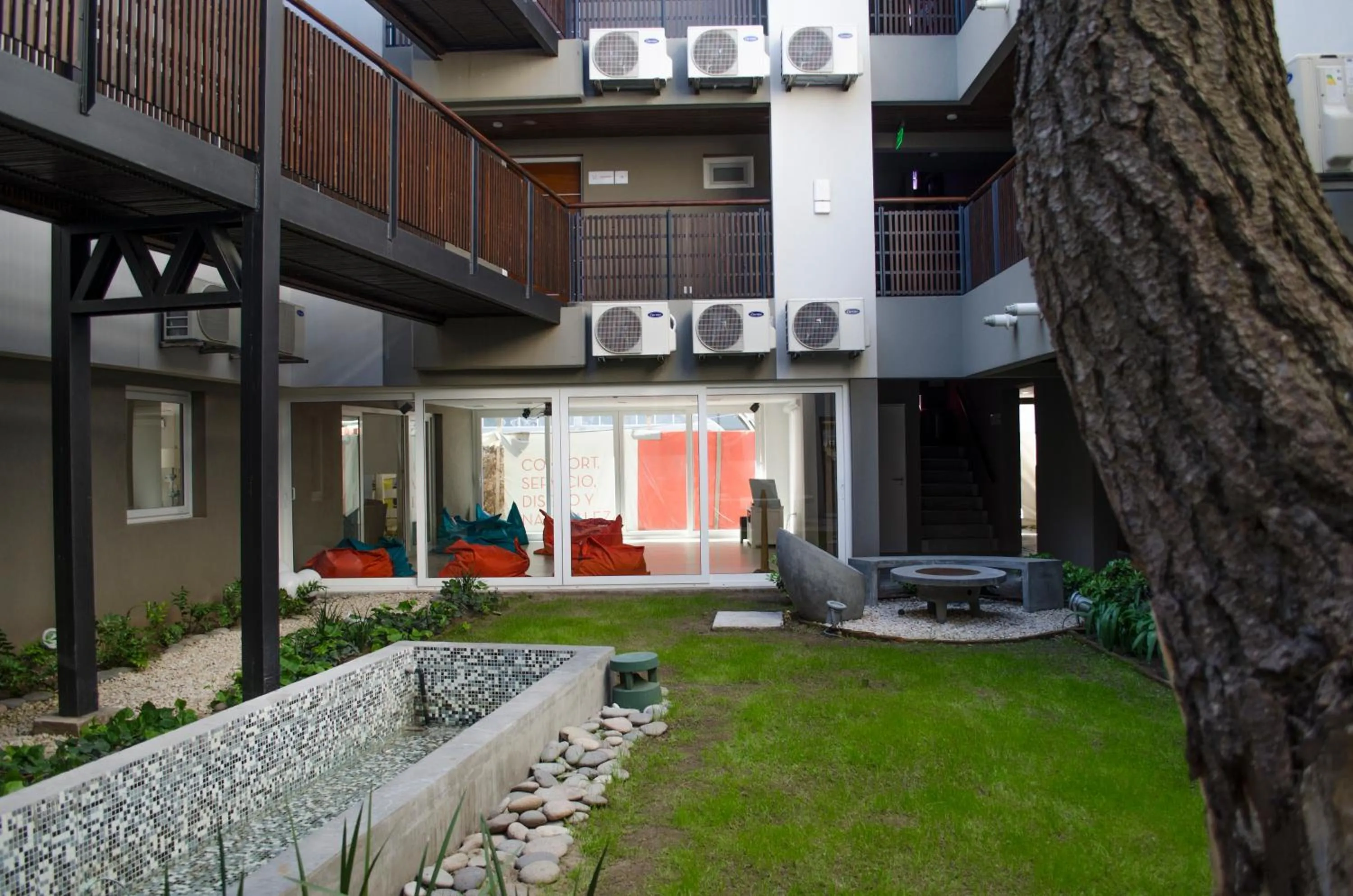 Communal lounge/ TV room in Almarena Apart & Hotel Boutique