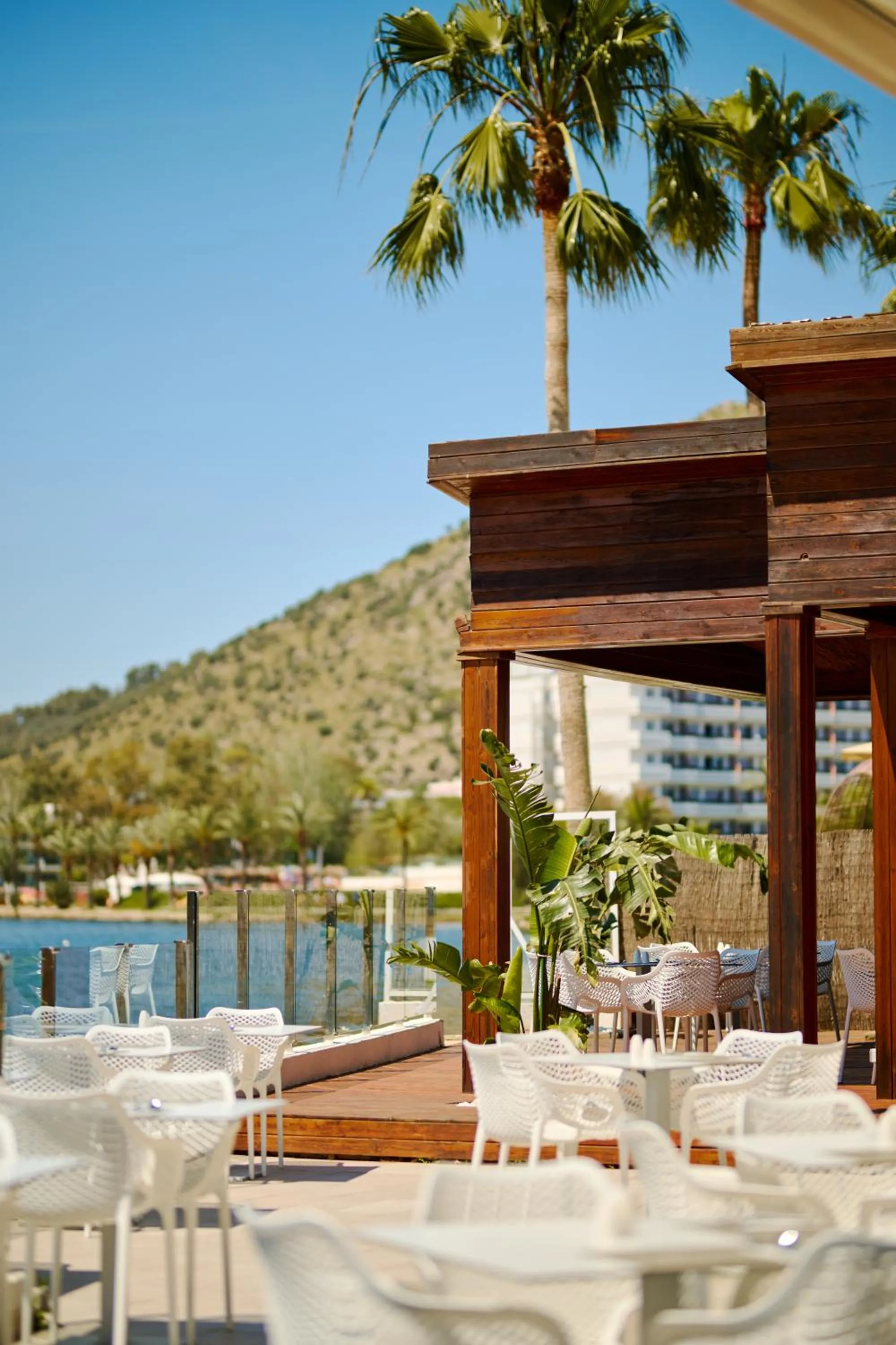 Restaurant/places to eat in Alua Boccaccio