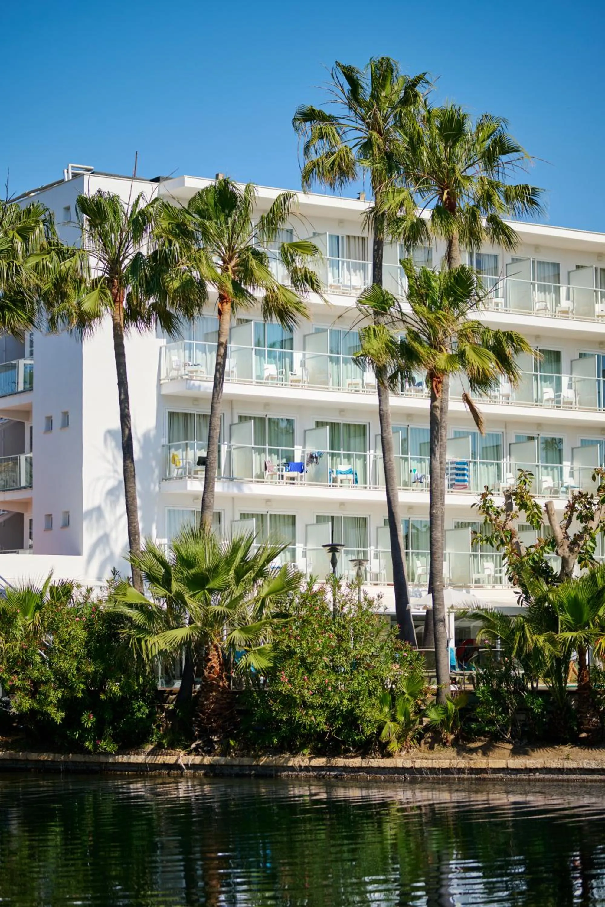 Property building in Alua Boccaccio