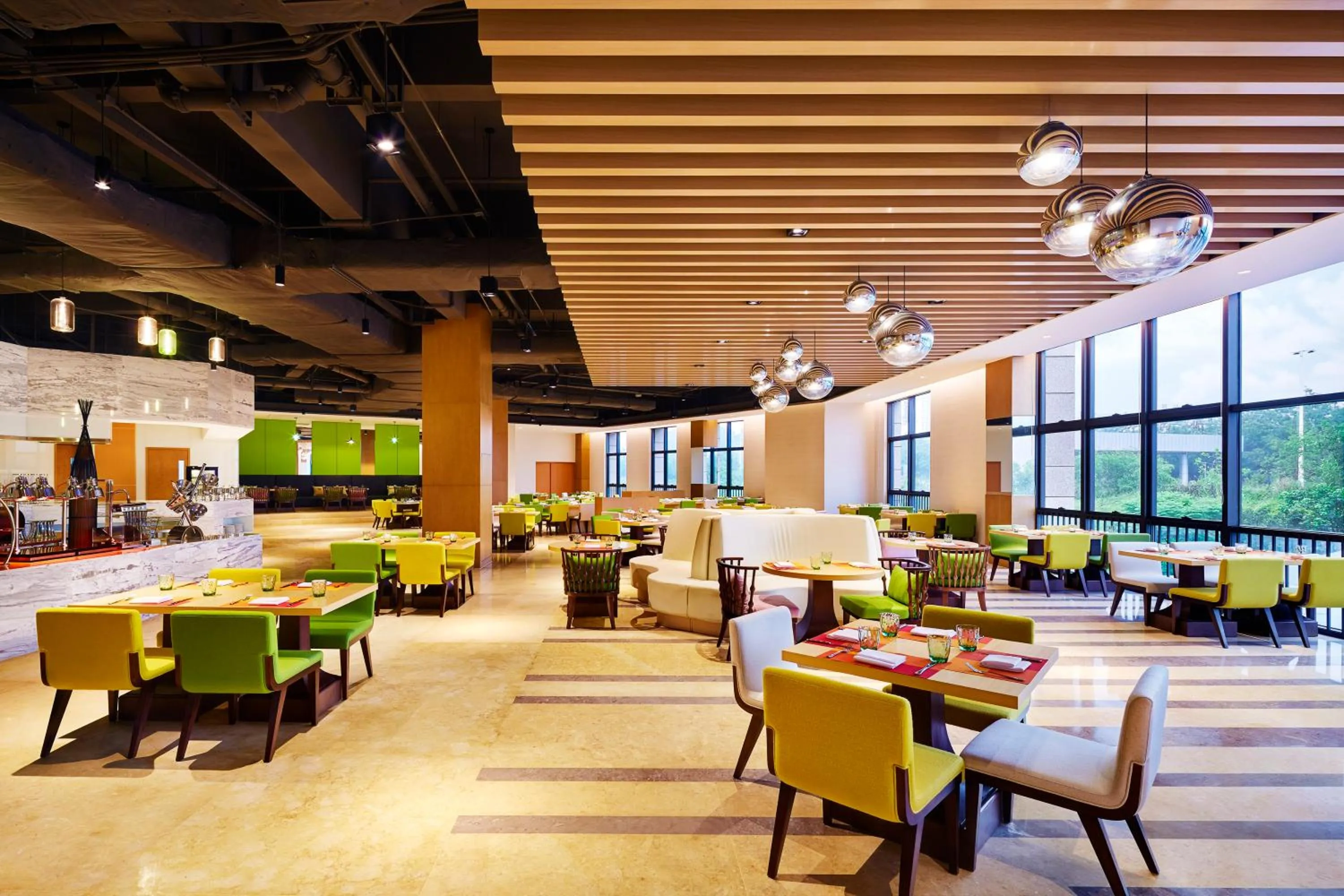 Breakfast in Aloft Dynamic Town