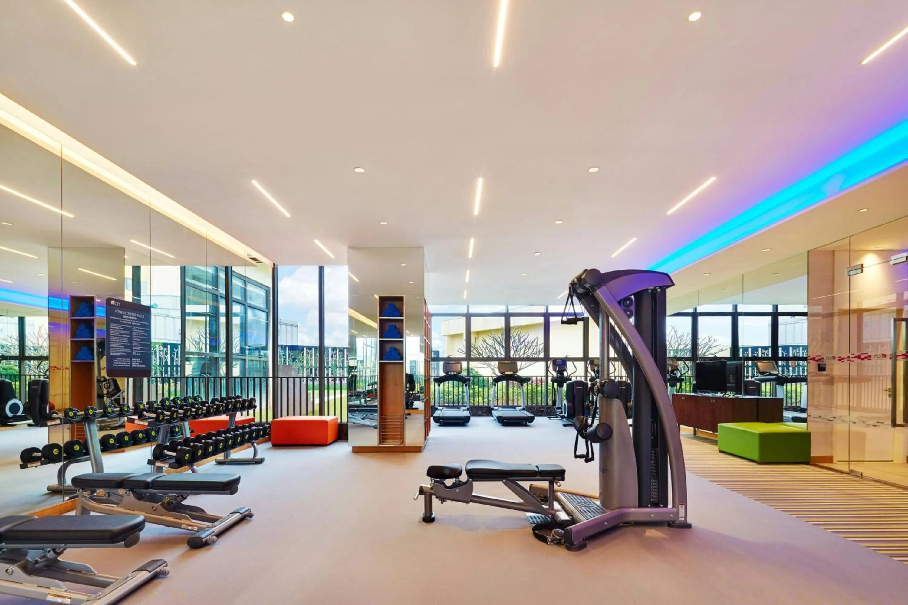 Fitness centre/facilities in Aloft Dynamic Town