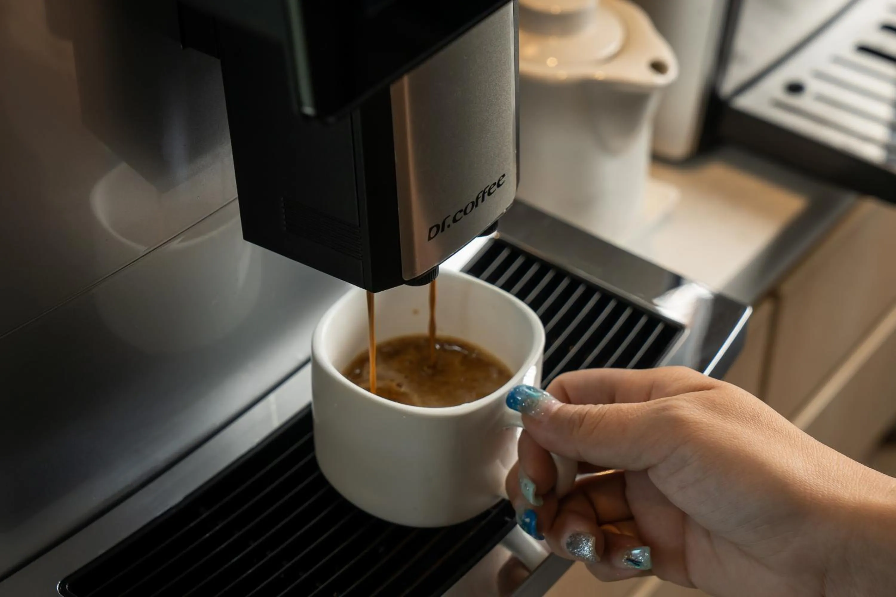 Restaurant/places to eat in Aster Hotel and Residence by At Mind