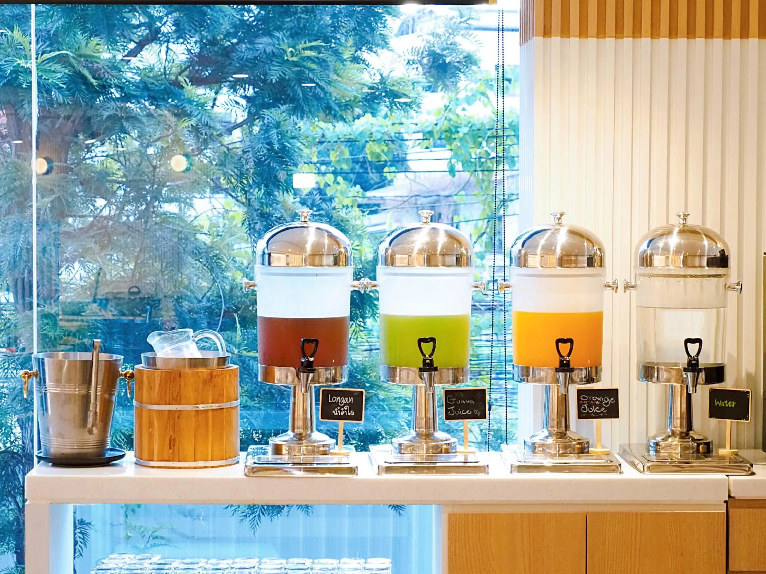 Breakfast in Aster Hotel and Residence by At Mind