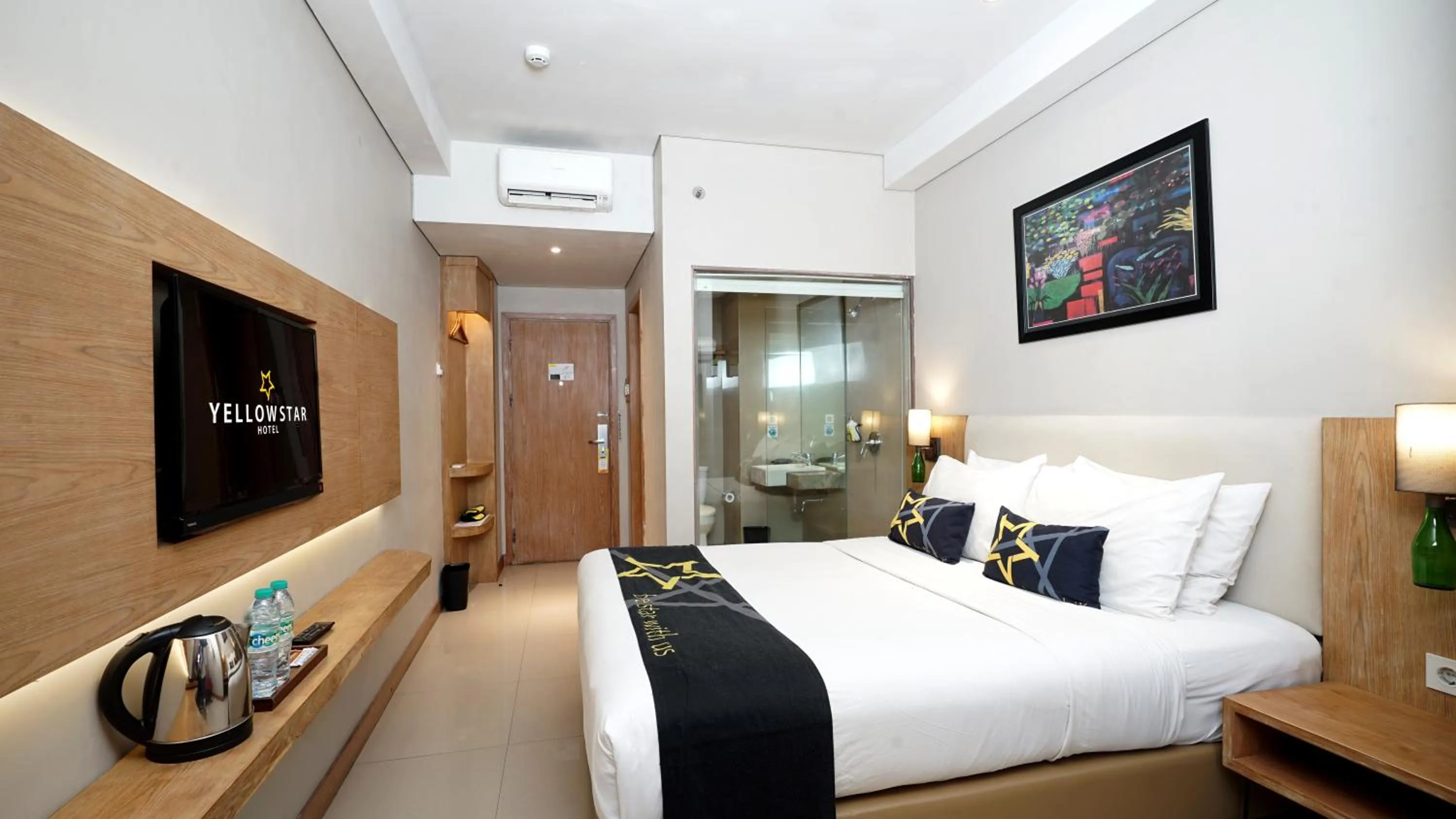 Bedroom, Bed in Yellow Star Gejayan Hotel