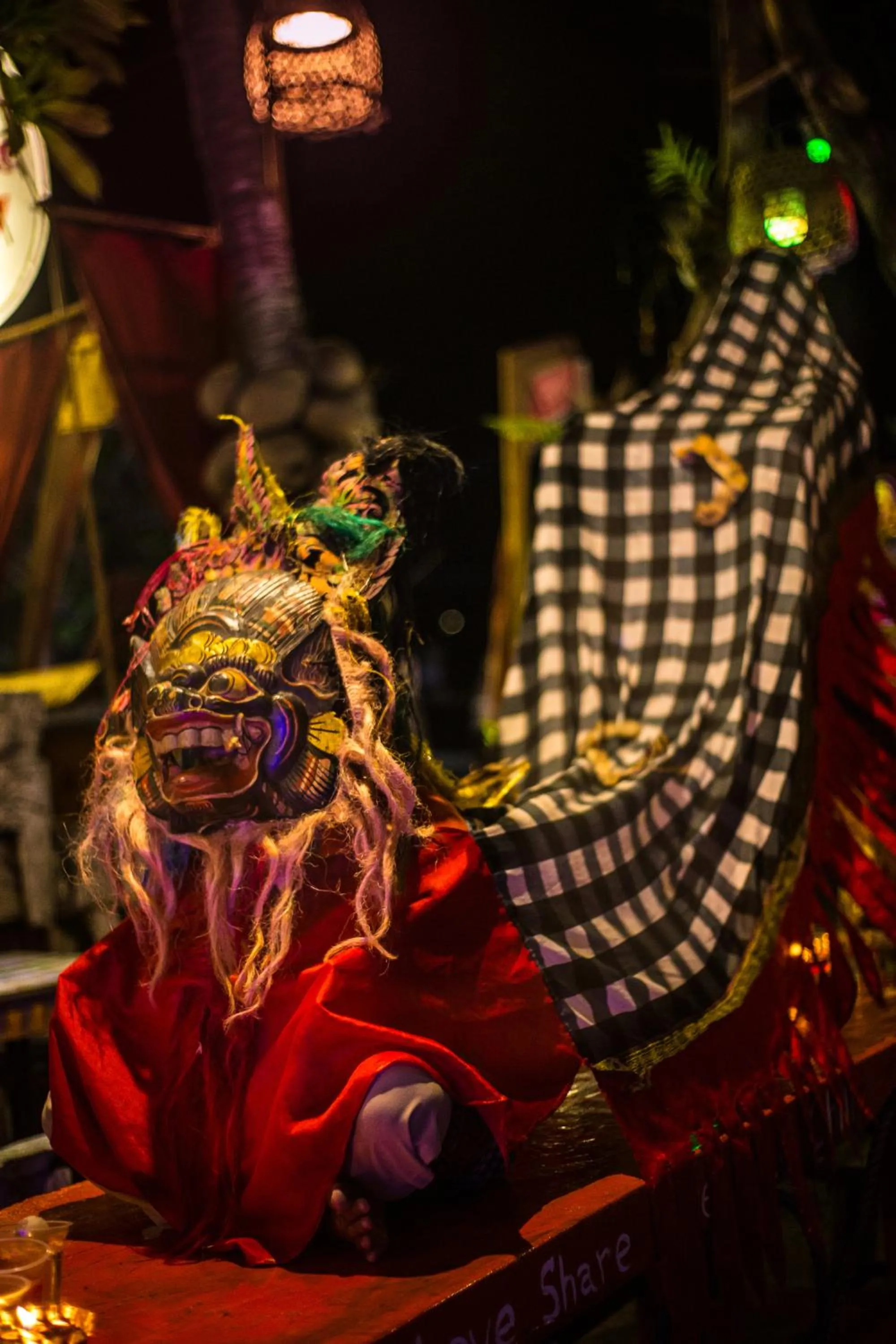 Evening entertainment in Funky Place