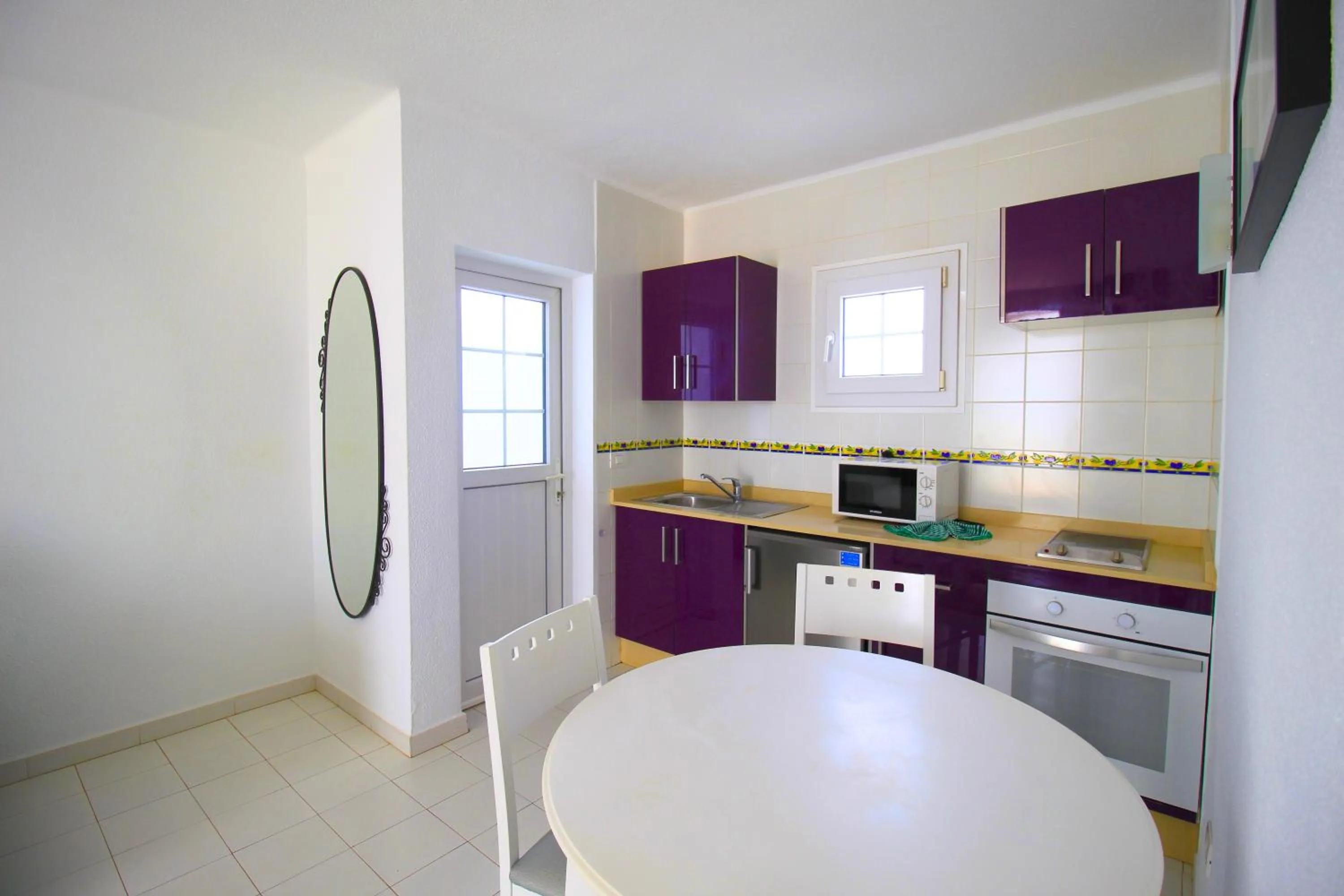 kitchen in Apartamentos Corona Mar