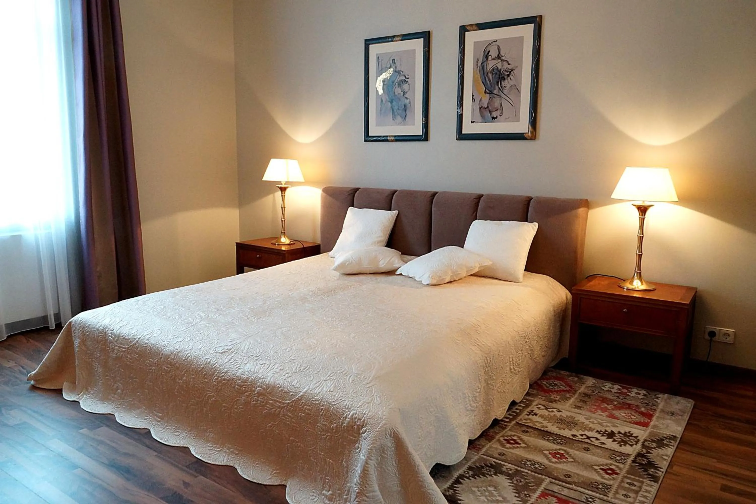 Bedroom, Bed in Vip Apartment an den Thermen