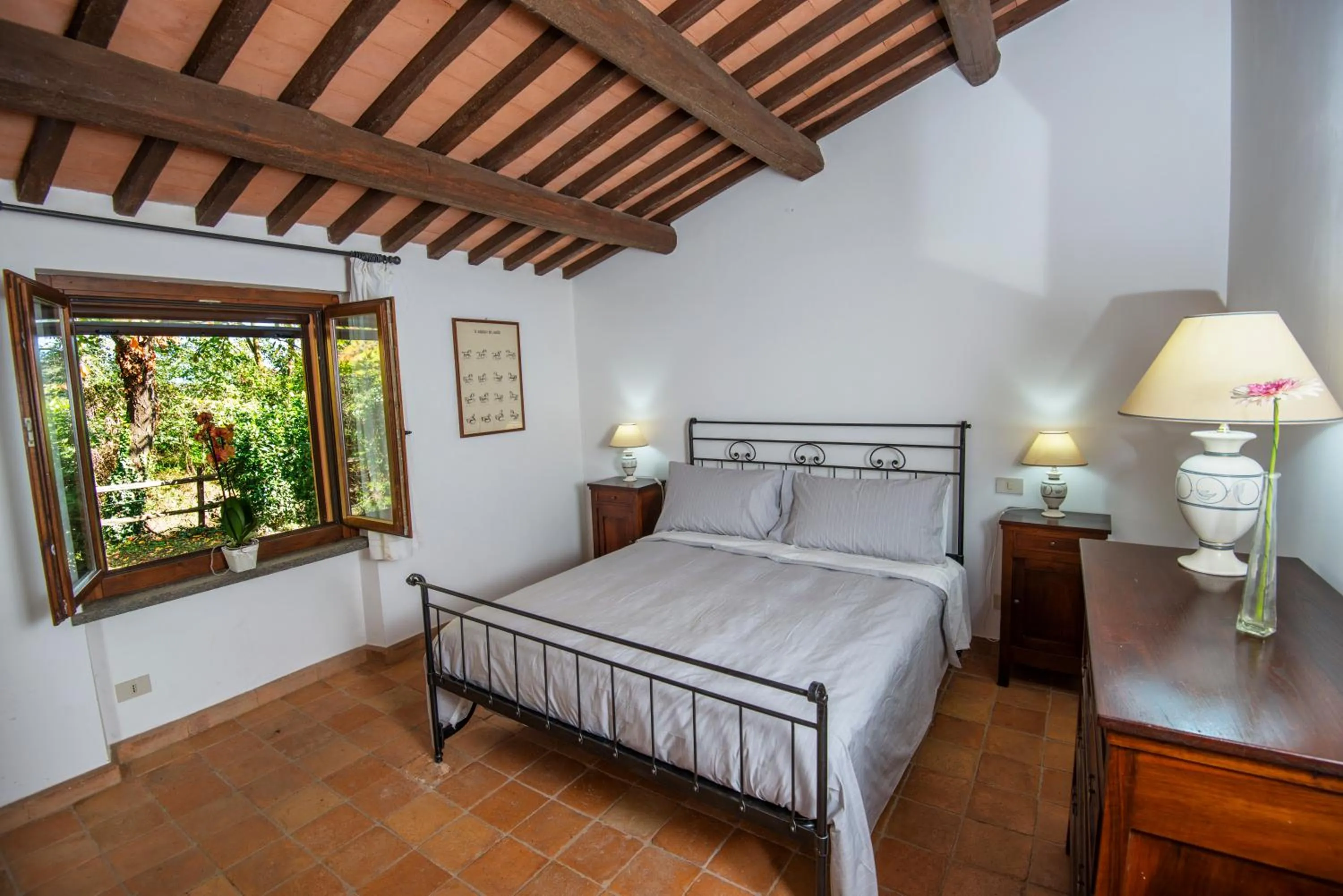 Bedroom, Bed in Agriturismo Olmo Bello
