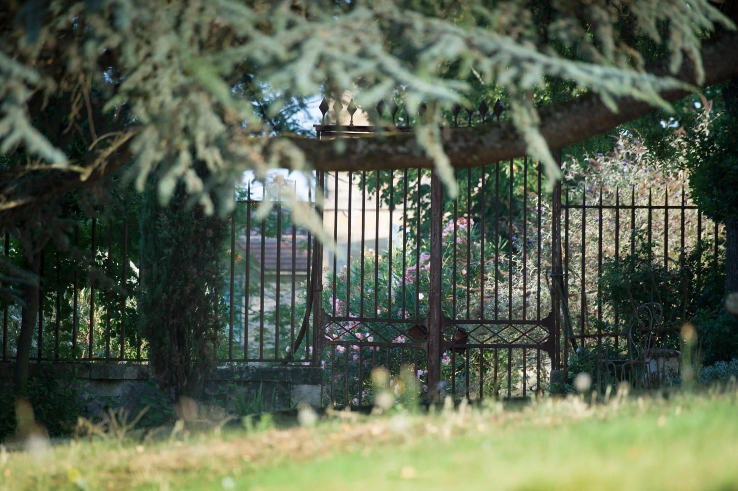 Property building in Château Du Tasta