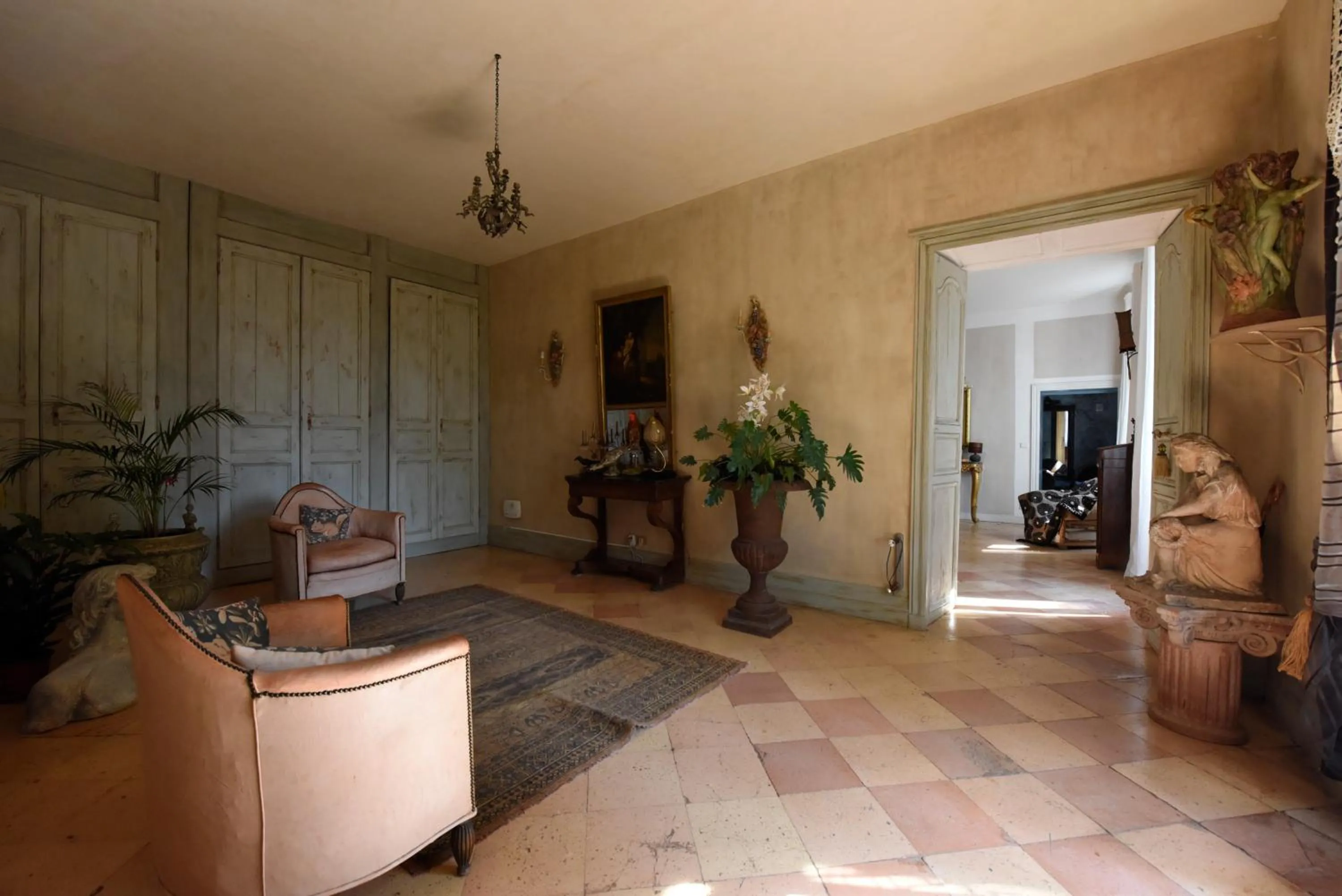 Lobby or reception in Château Du Tasta