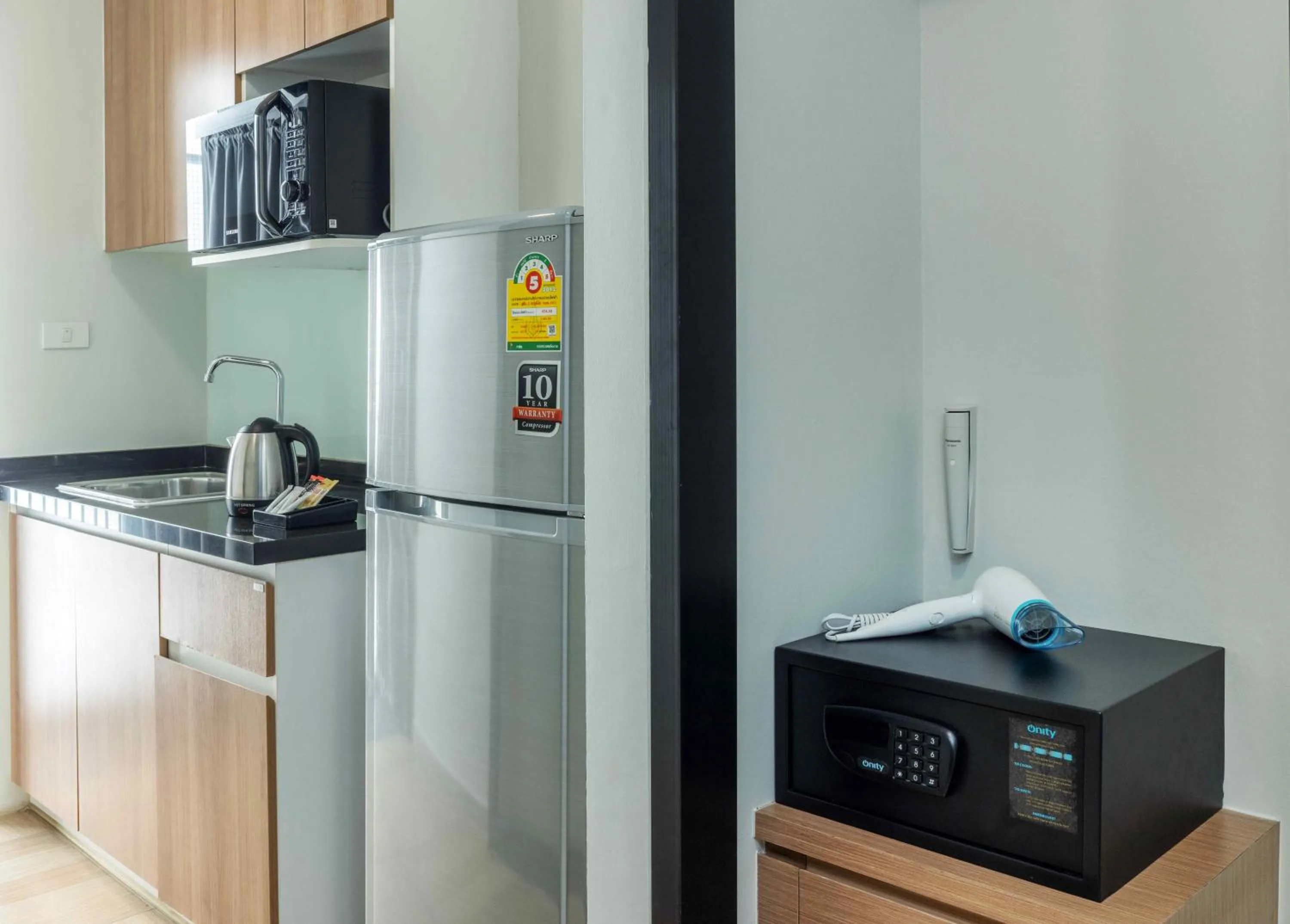 Kitchen or kitchenette in Chiva Bangkok Hotel