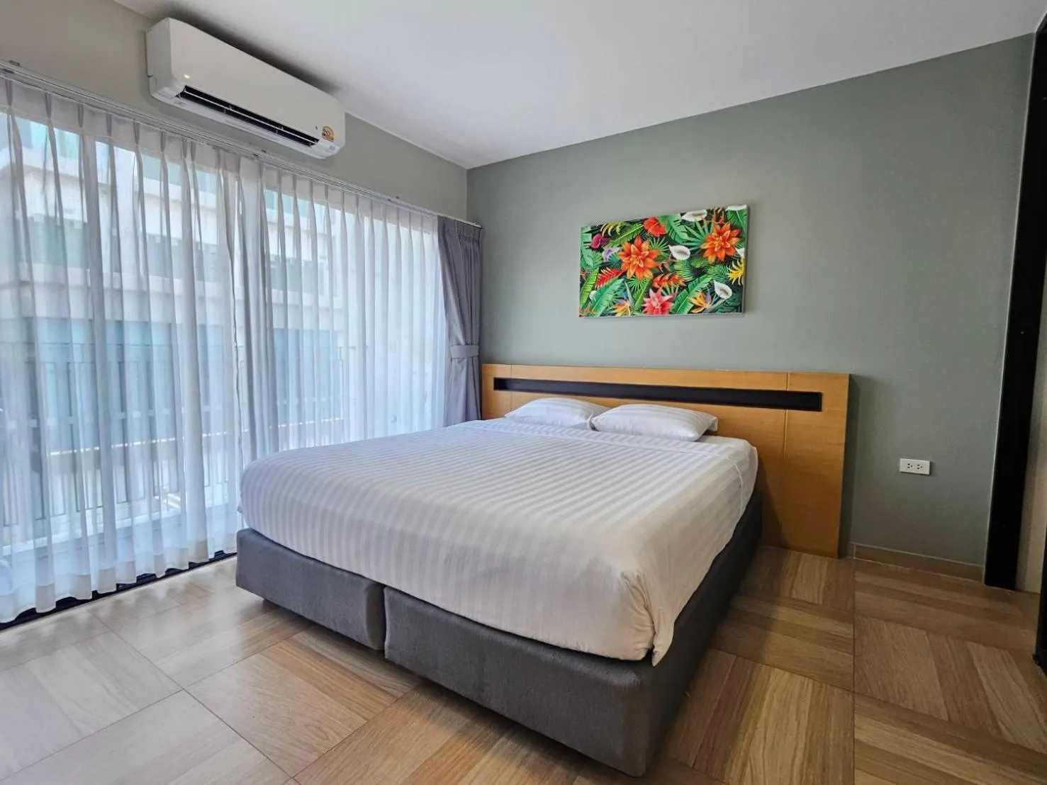 Bedroom, Bed in Chiva Bangkok Hotel