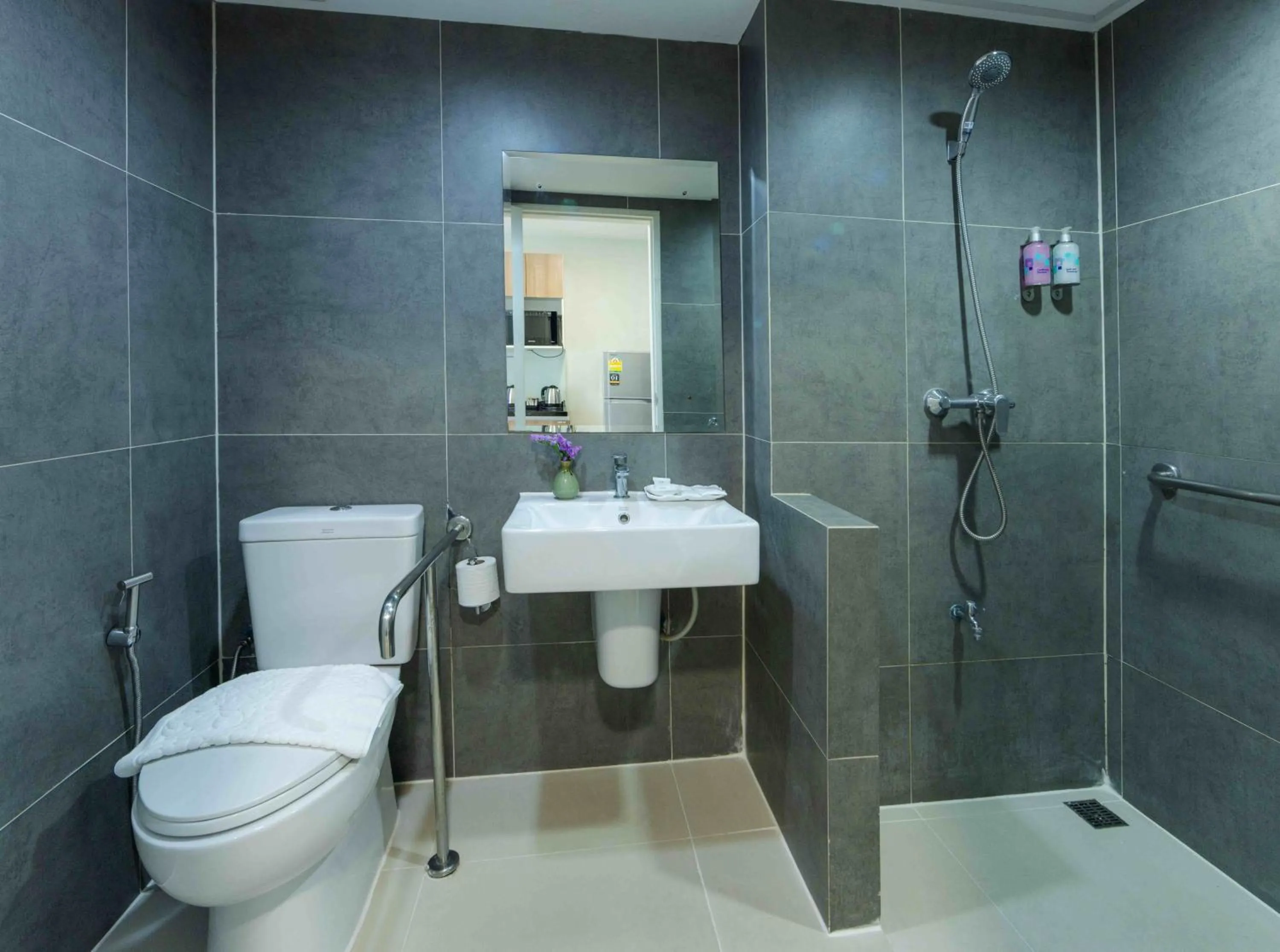 Studio Deluxe Queen in Chiva Bangkok Hotel