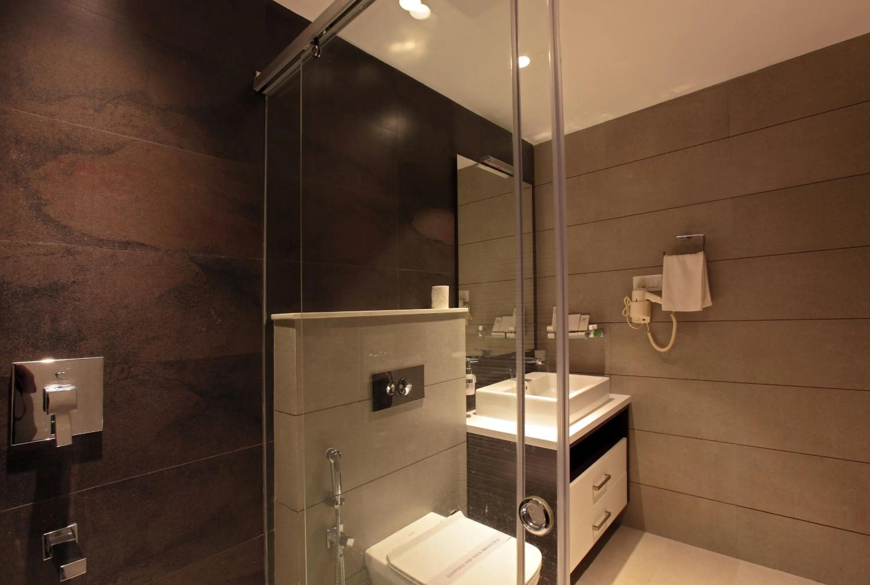 Bathroom in Broad Bean Resort & Spa