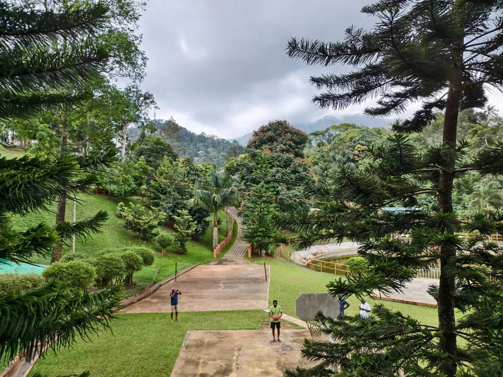 Broad Bean Resort & Spa