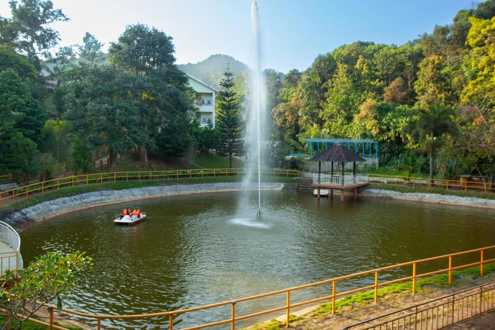 Broad Bean Resort & Spa