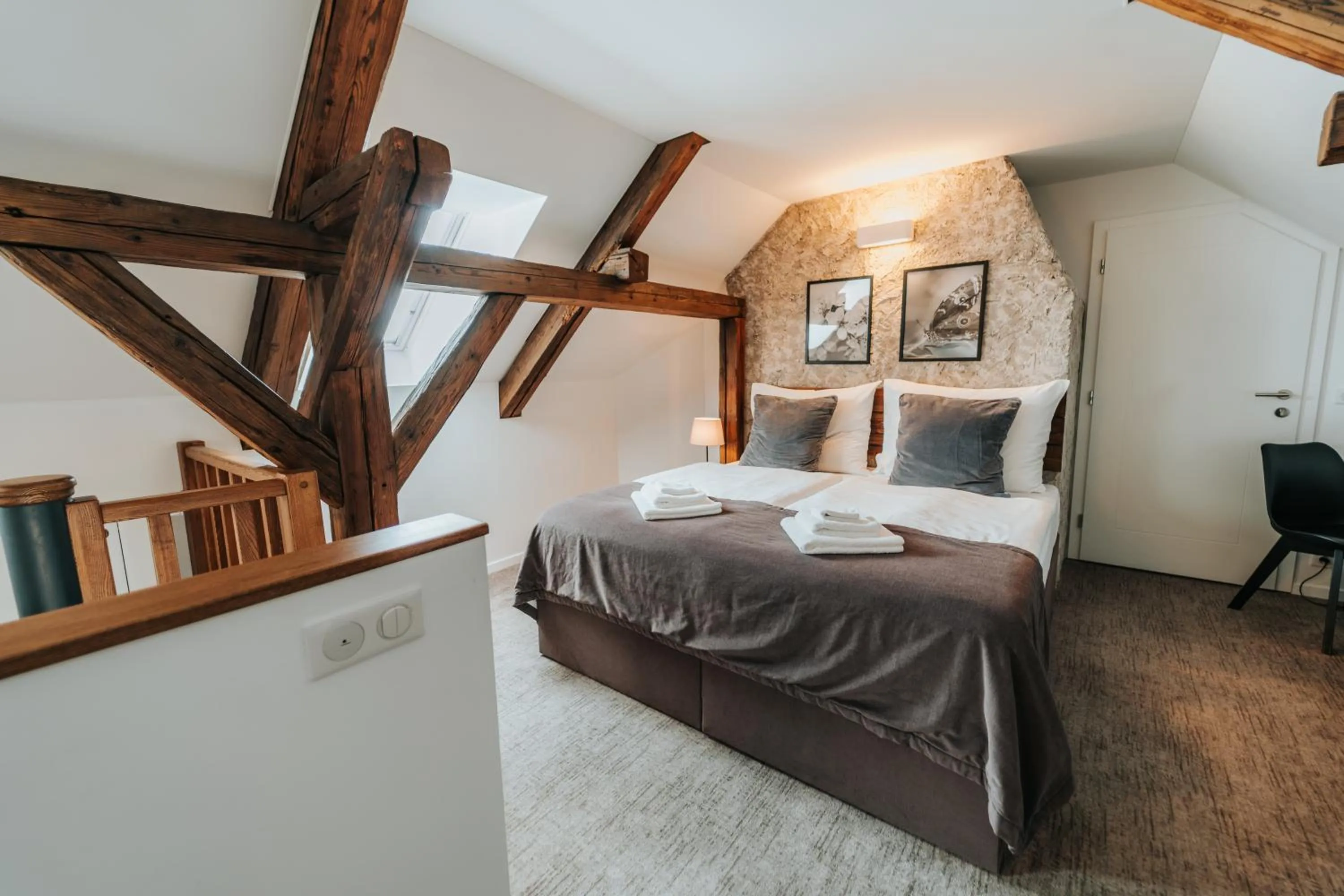 Property building, Bed in Hotel Château Gbeľany