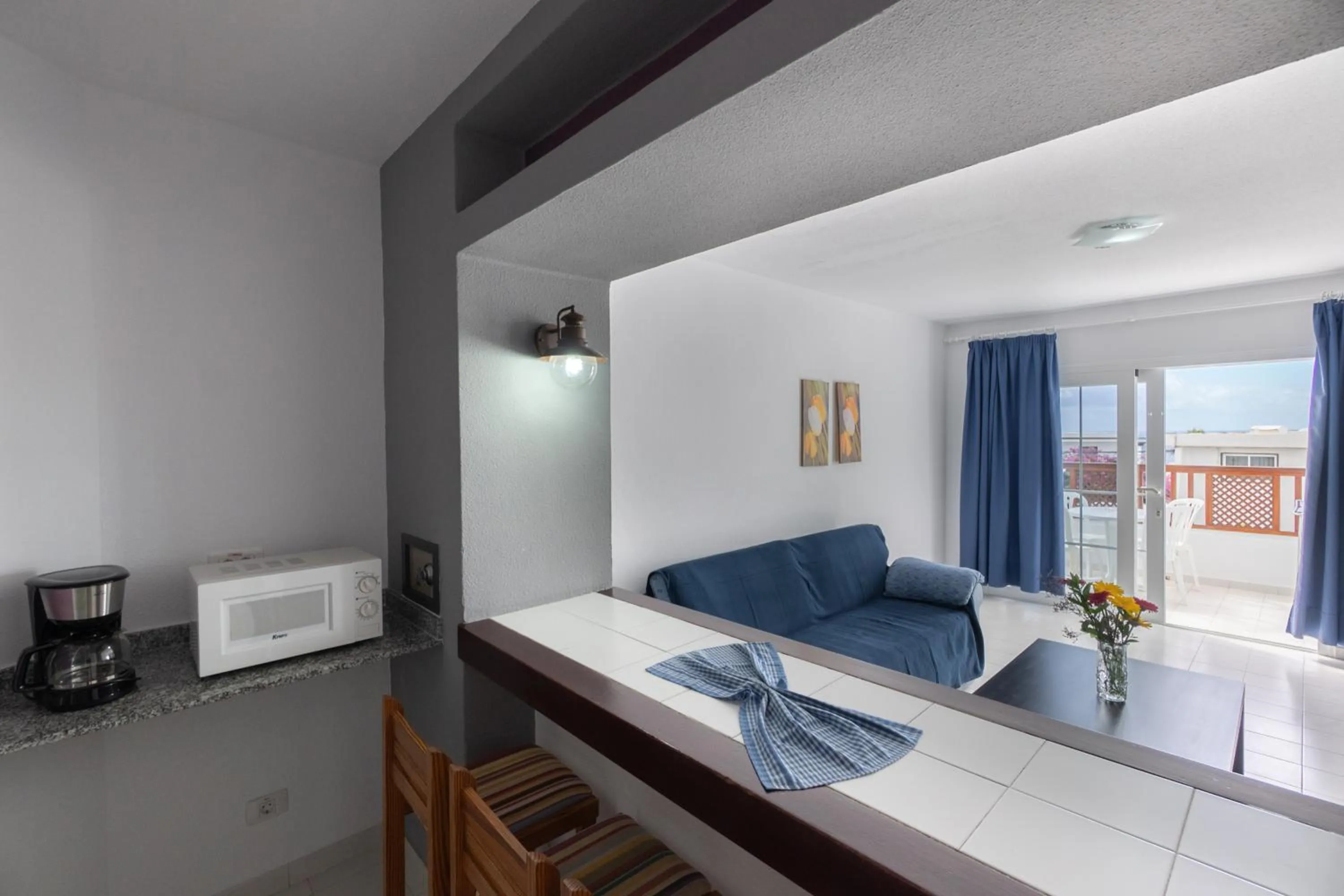 Kitchen or kitchenette in Vista Mar Apartamentos