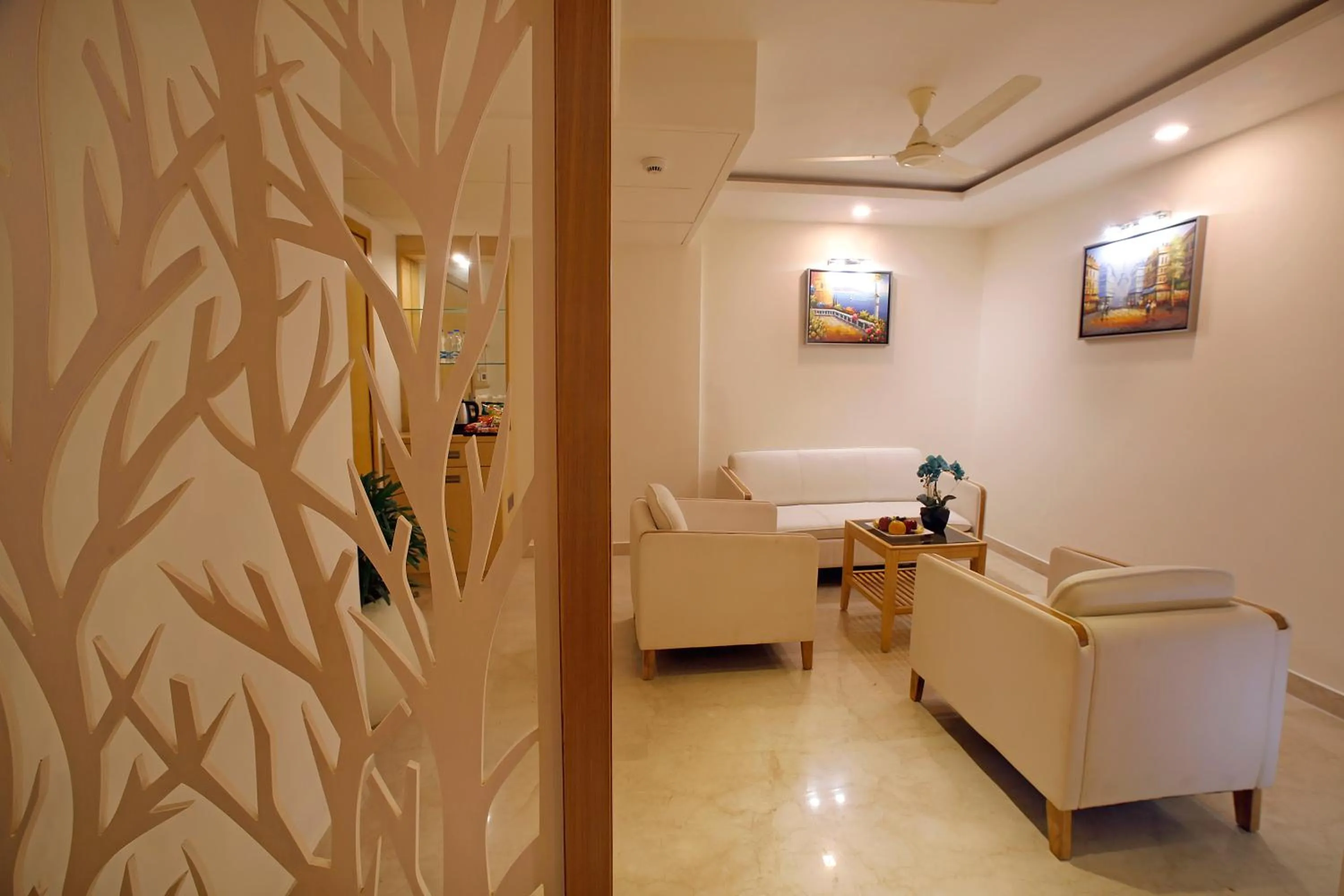 Seating area in Hotel LN Courtyard