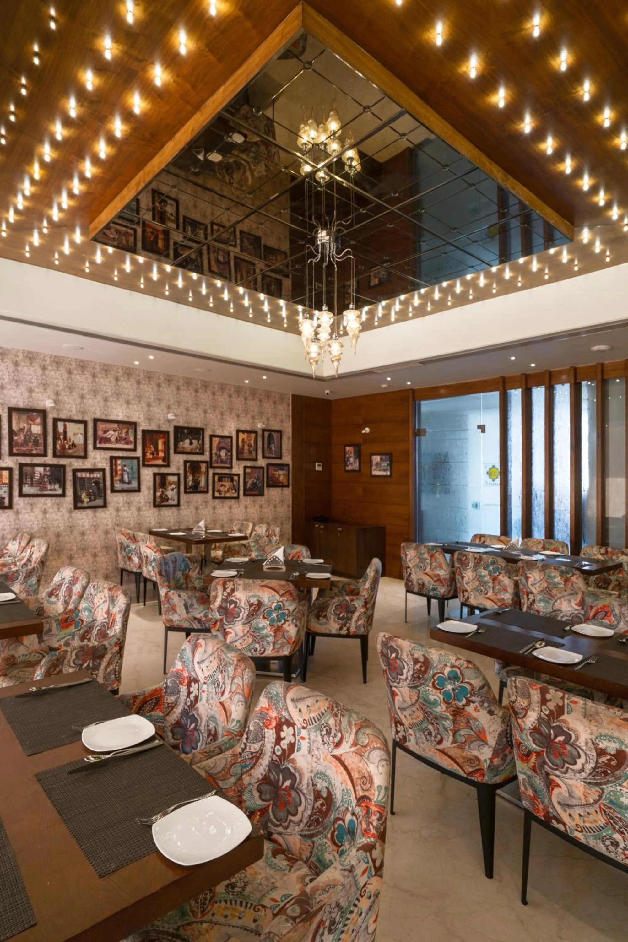 Banquet/Function facilities in Hotel LN Courtyard