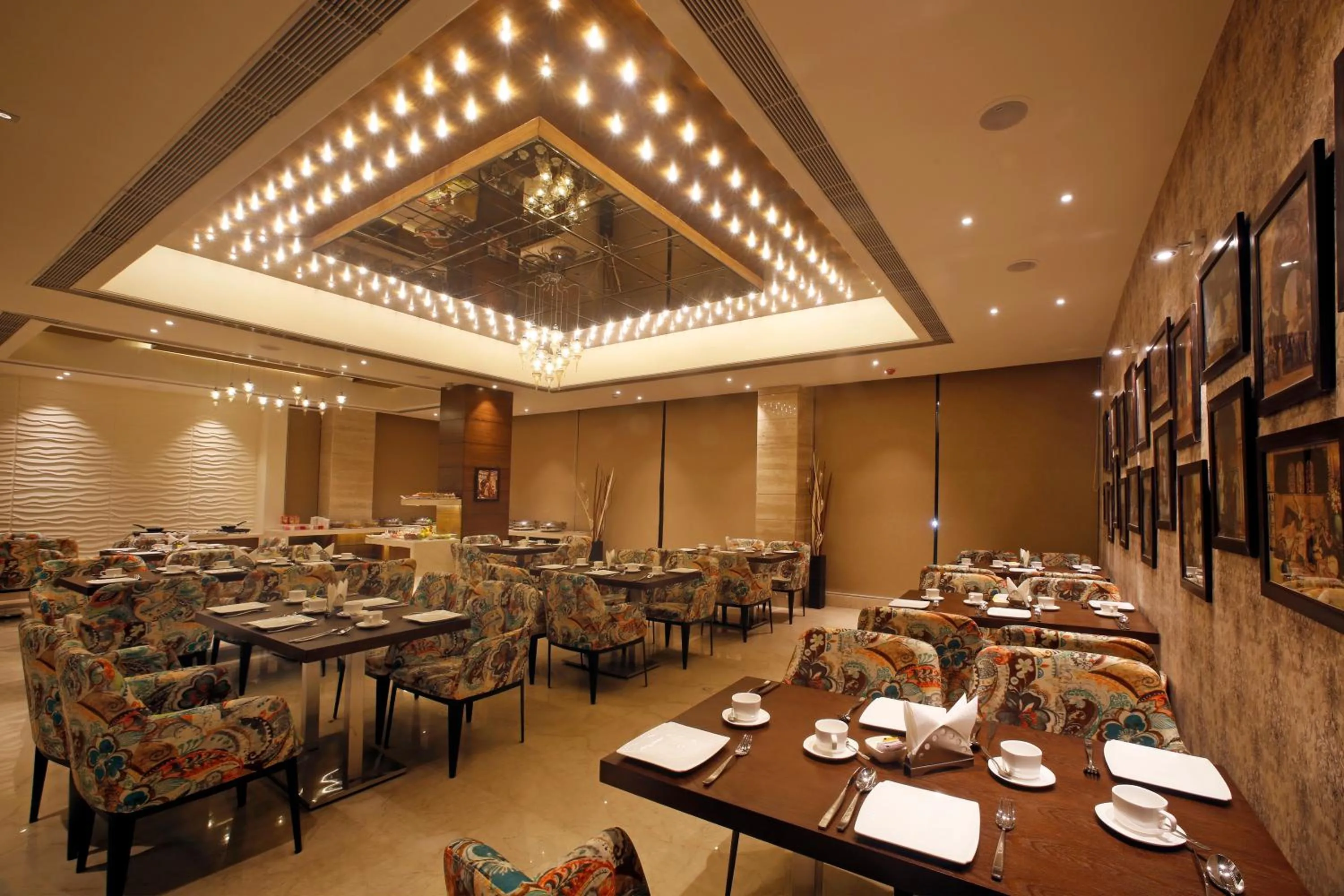 Banquet/Function facilities in Hotel LN Courtyard