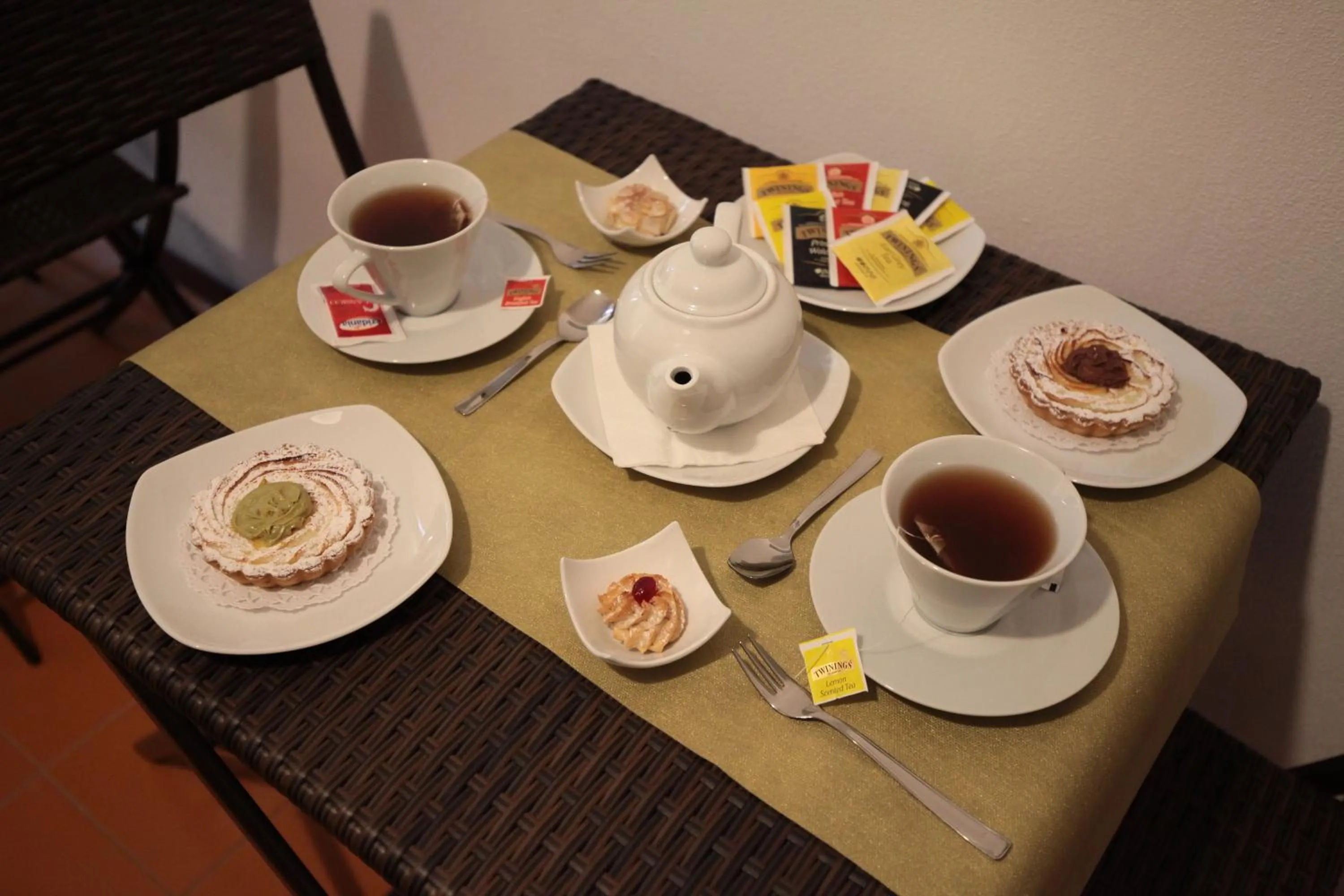 Italian breakfast in B&B Tarì