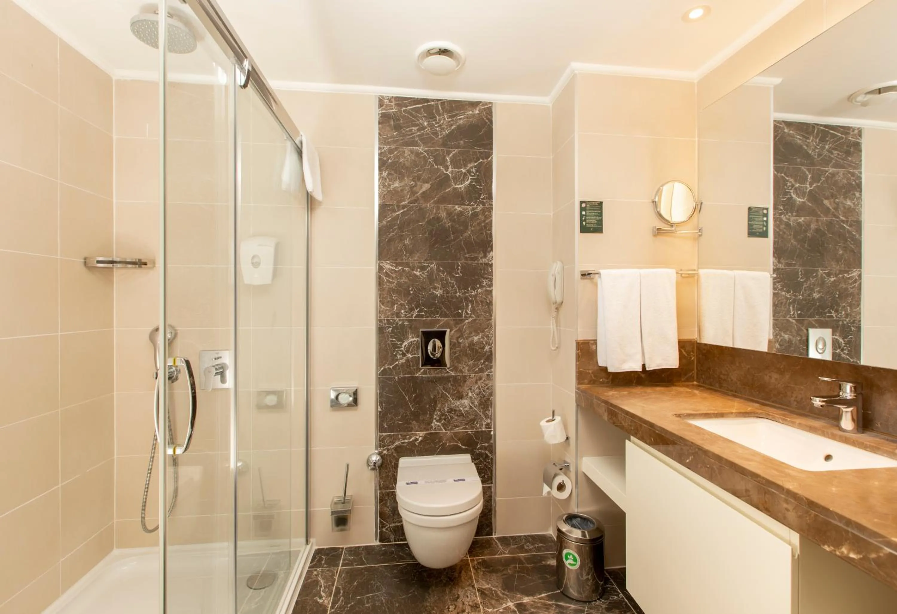 Bathroom in Haydarpasha Palace Hotel