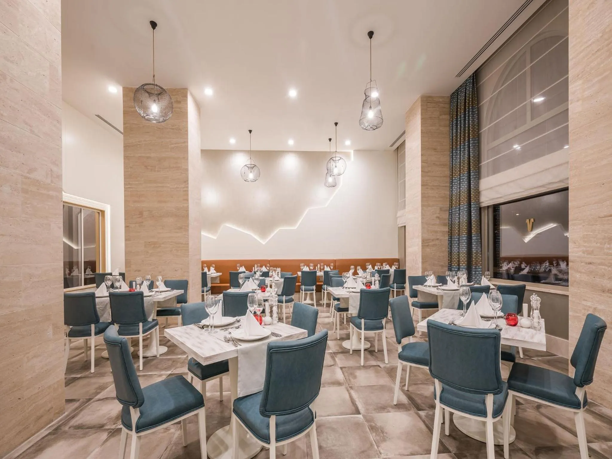 Restaurant/places to eat in Haydarpasha Palace Hotel