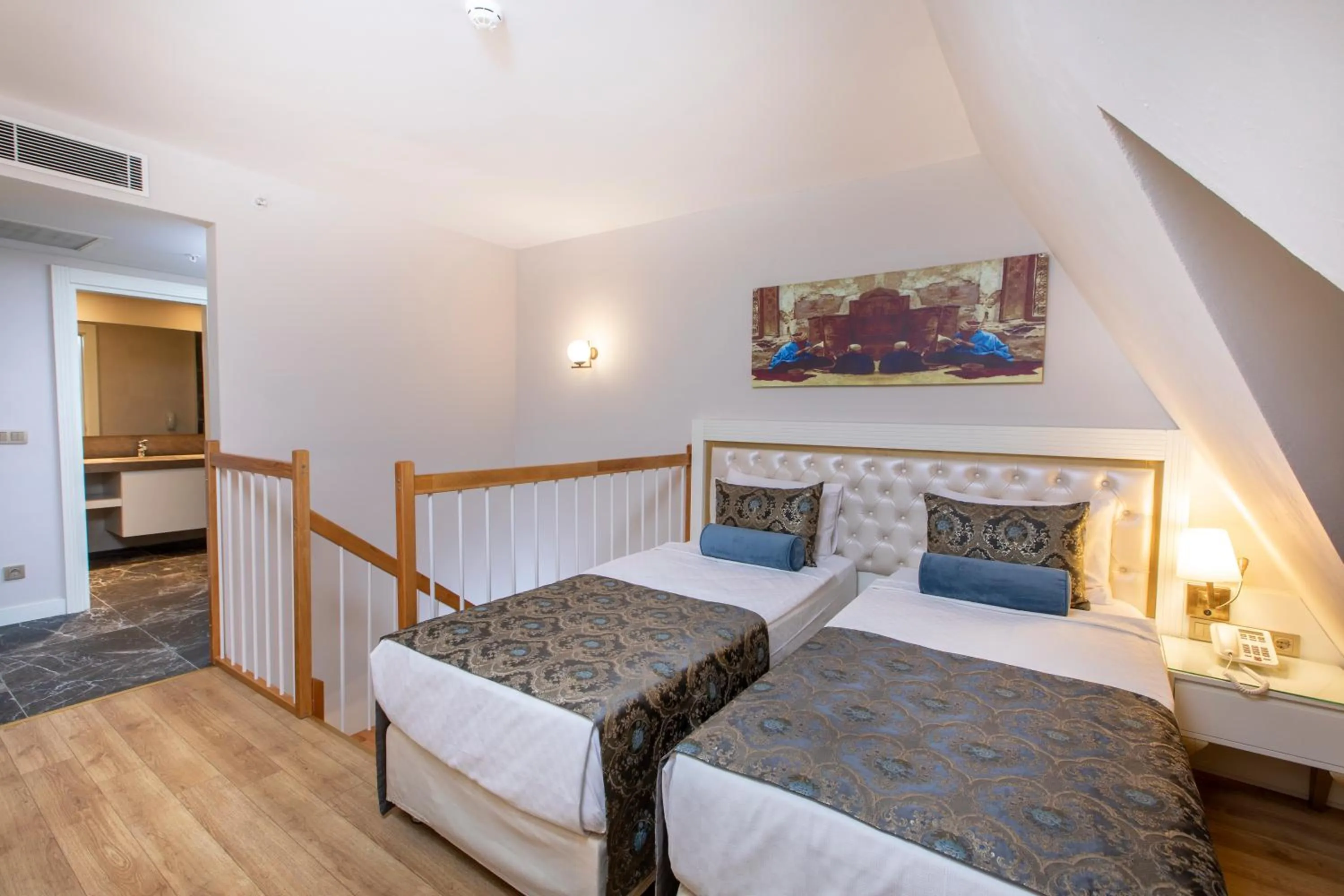 Photo of the whole room, Bed in Haydarpasha Palace Hotel