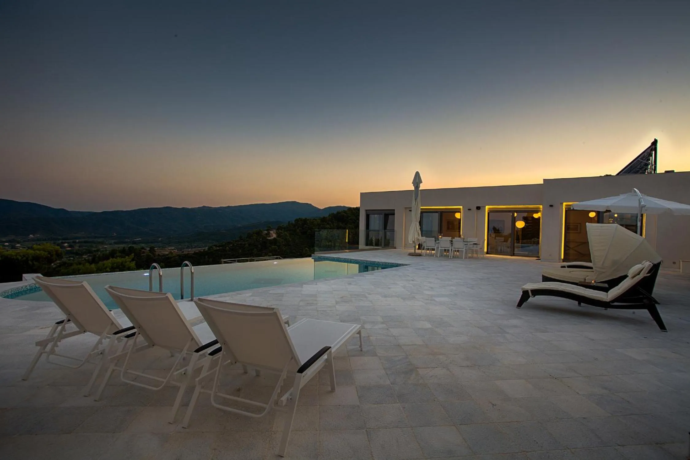 Property building in Villa White Pearl