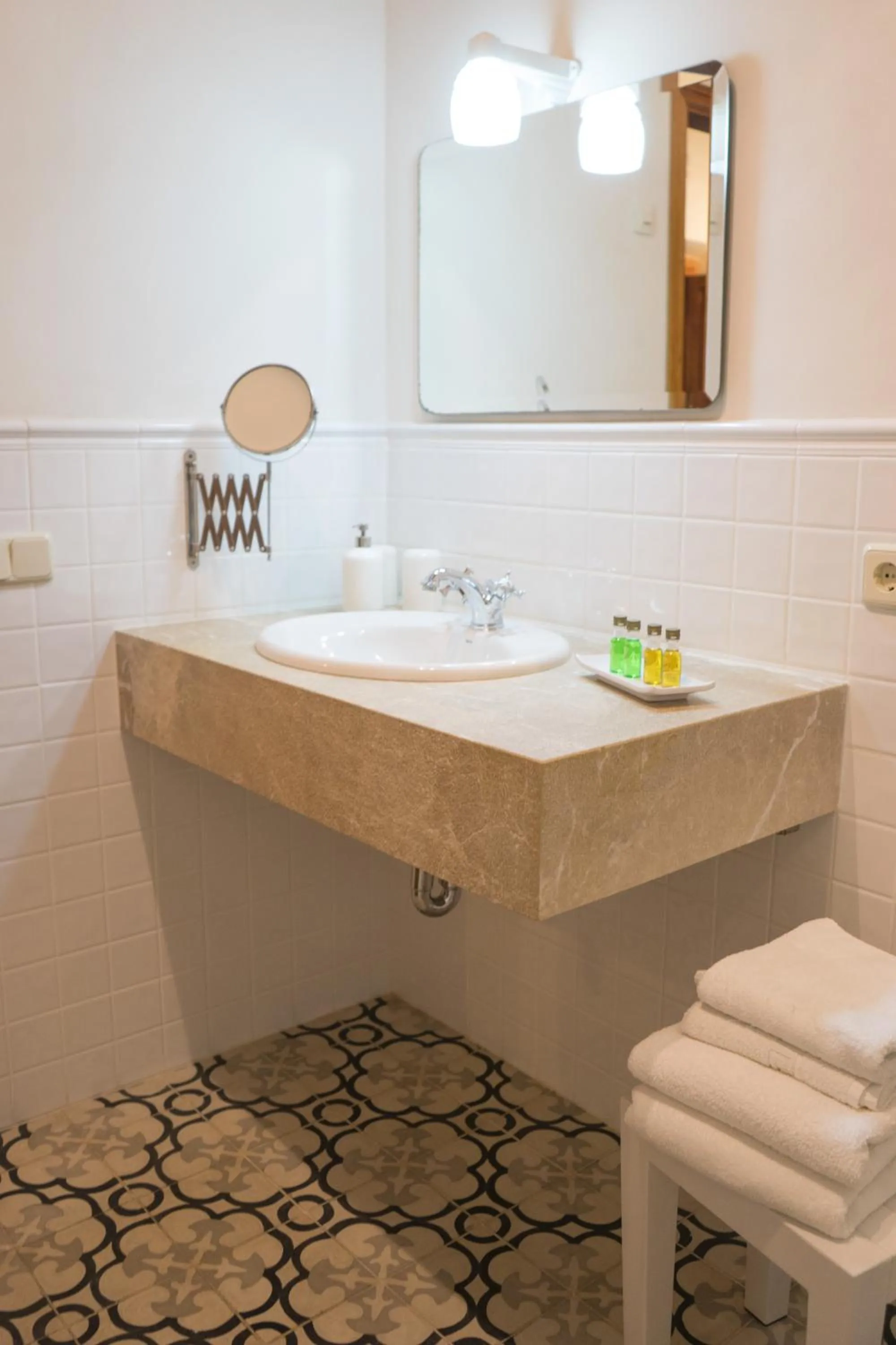 Shower in Son Colom -Turismo de interior