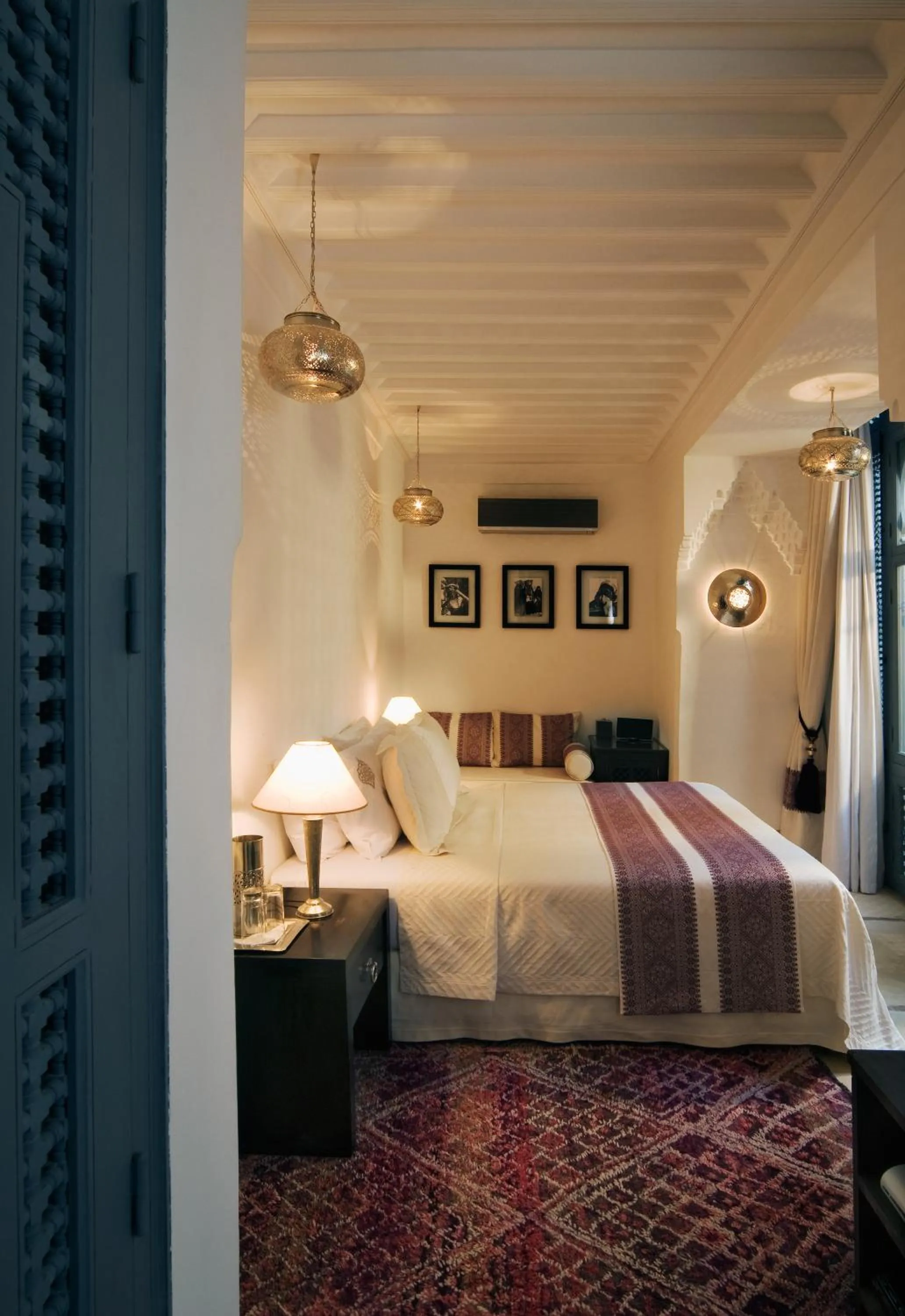 Photo of the whole room, Bed in Riad Adore