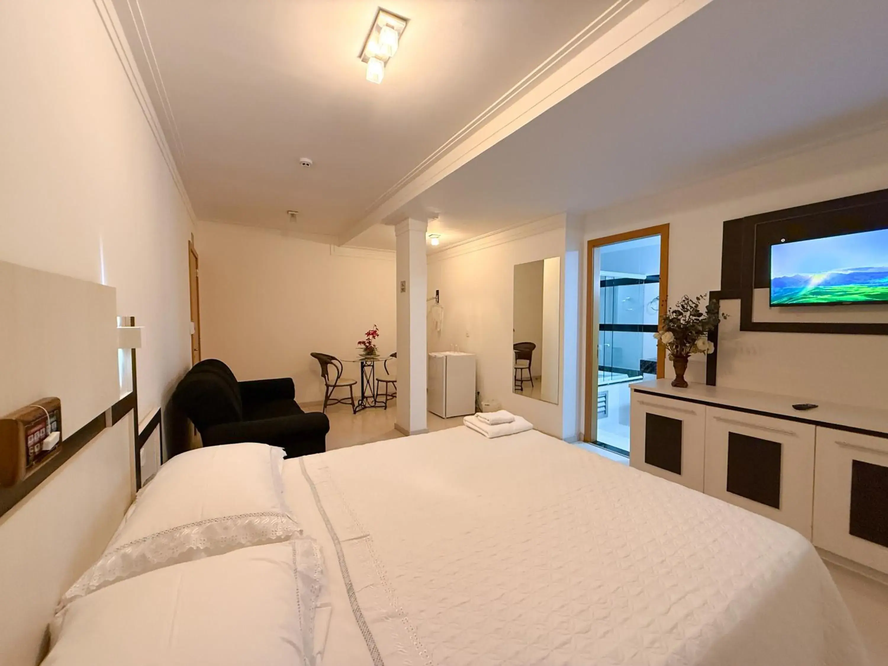 Deluxe Suite with Spa Bath in Grande Hotel Deluxe Suite with Spa Bath in Grande Hotel