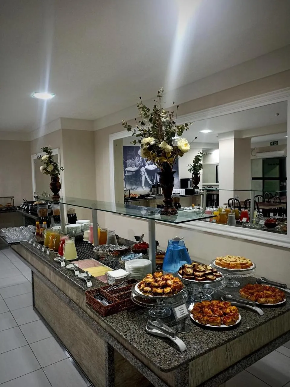 Food and drinks in Grande Hotel