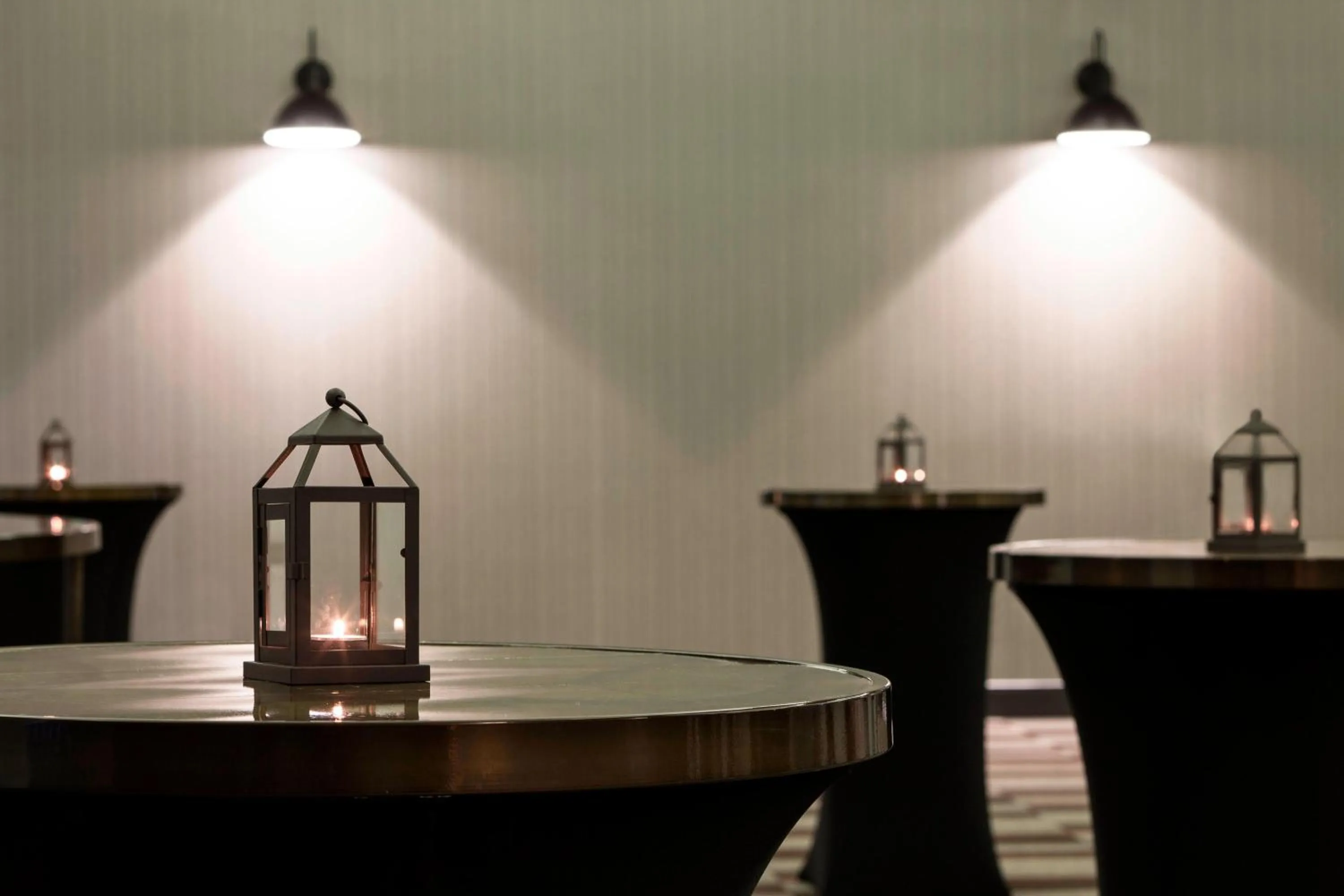 Meeting/conference room in Four Points by Sheraton Seattle Airport South