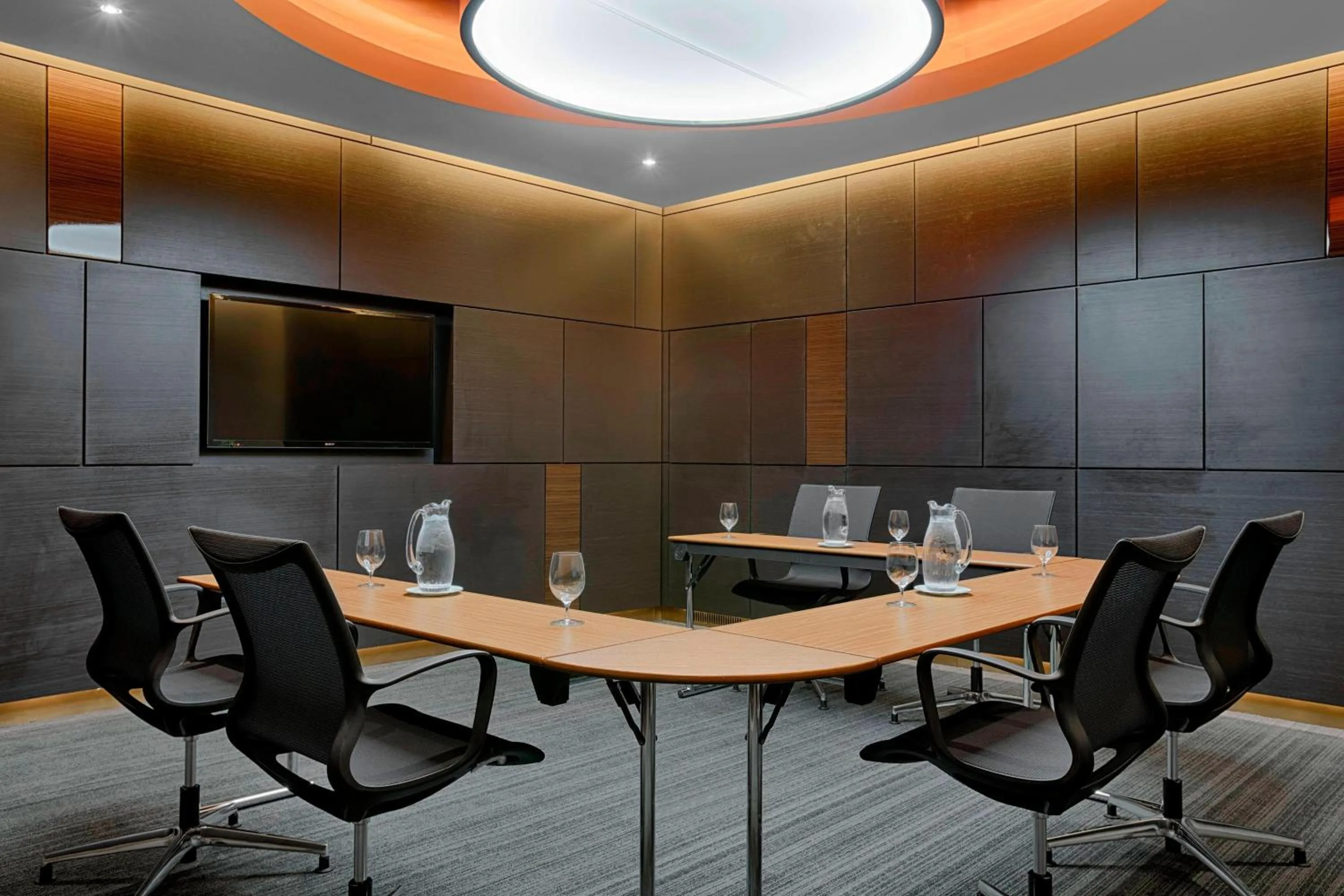 Meeting/conference room in The Westin Doha Hotel & Spa