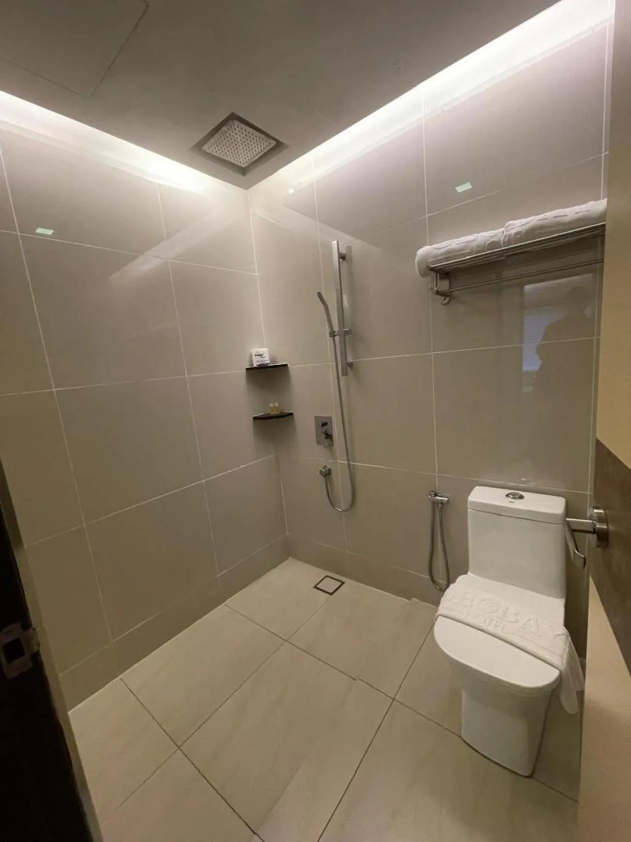 Bedroom in Geobay Hotel