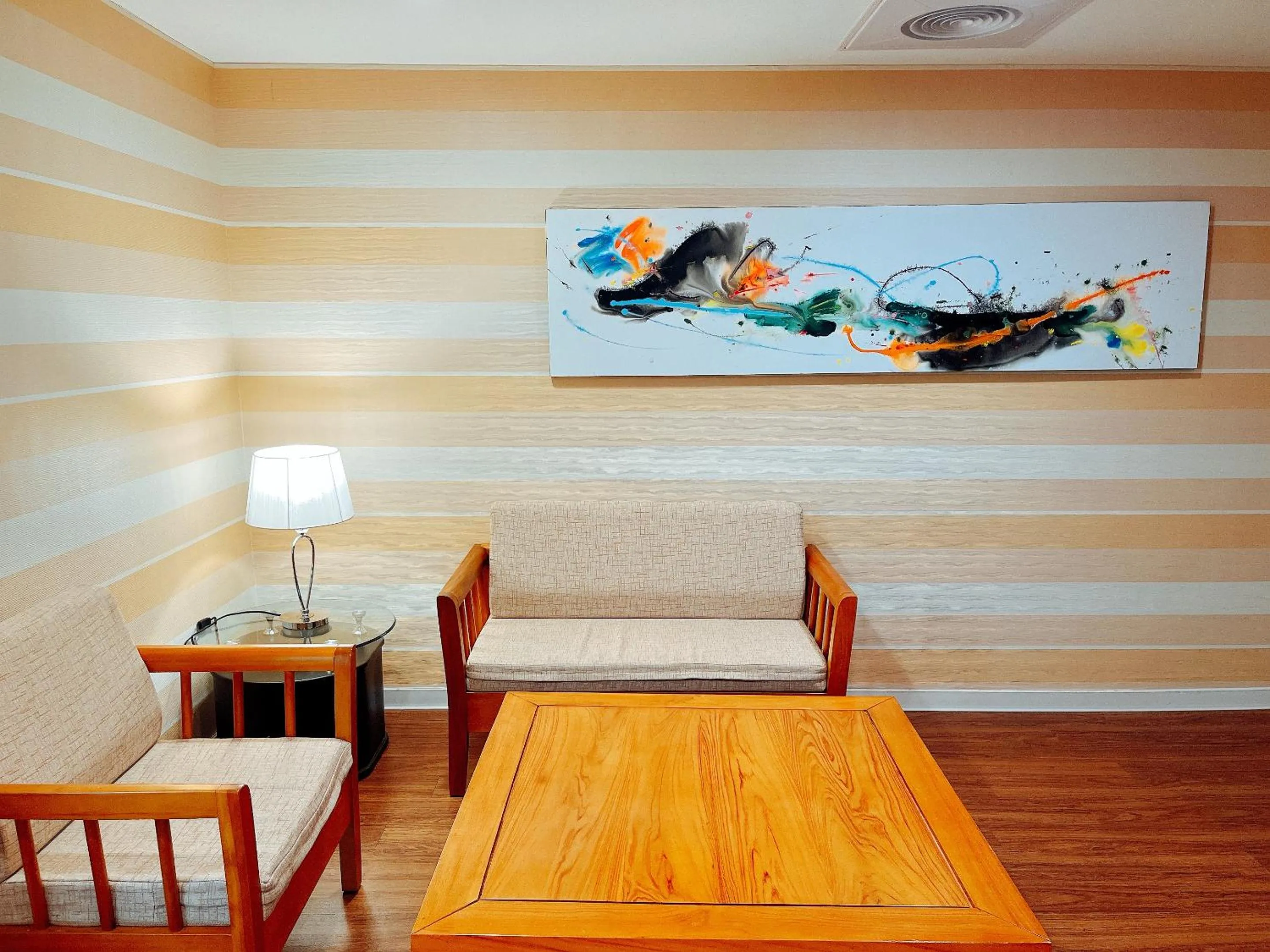 Living room in Wemeet Hotel