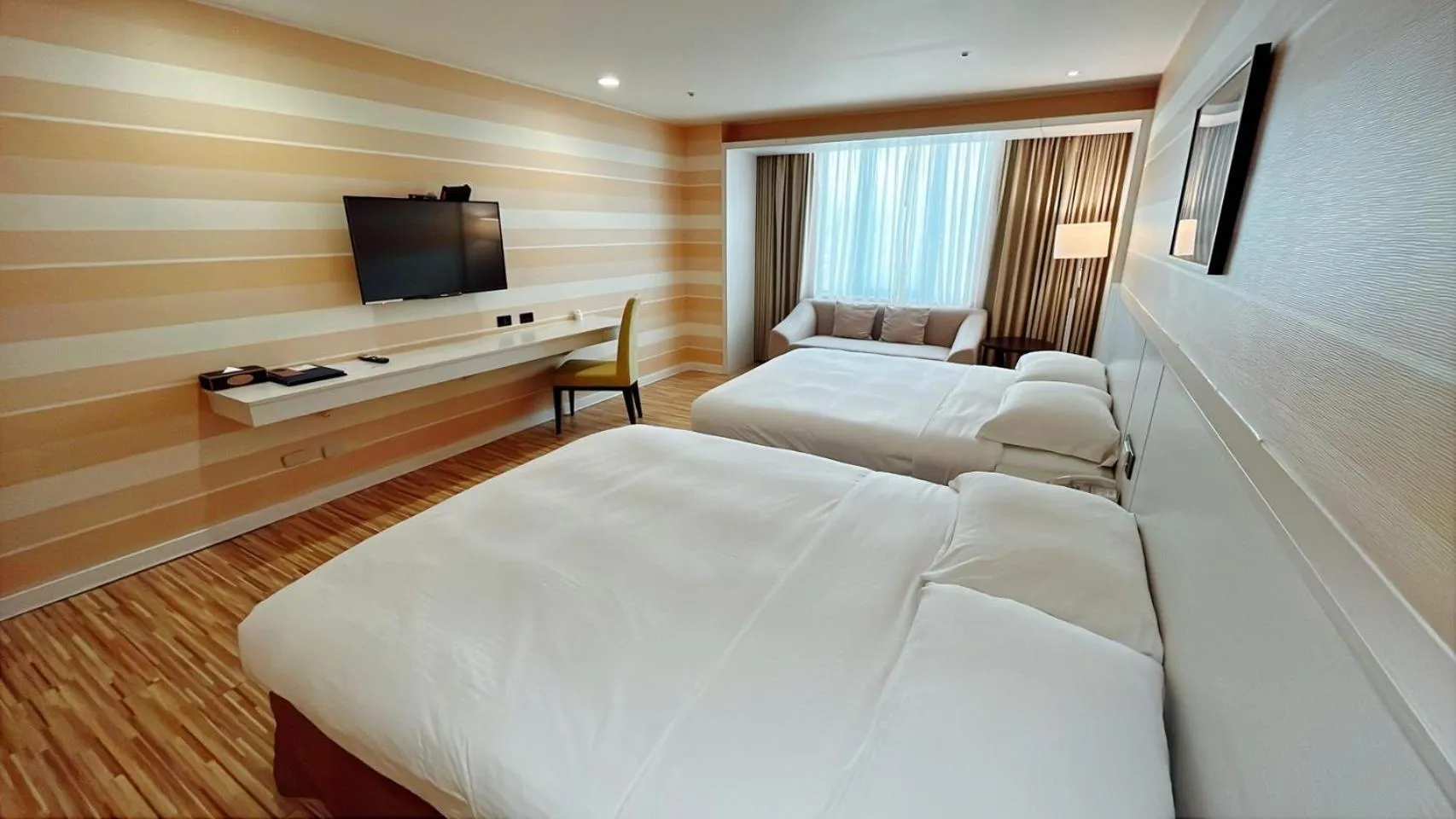 Bed in Wemeet Hotel