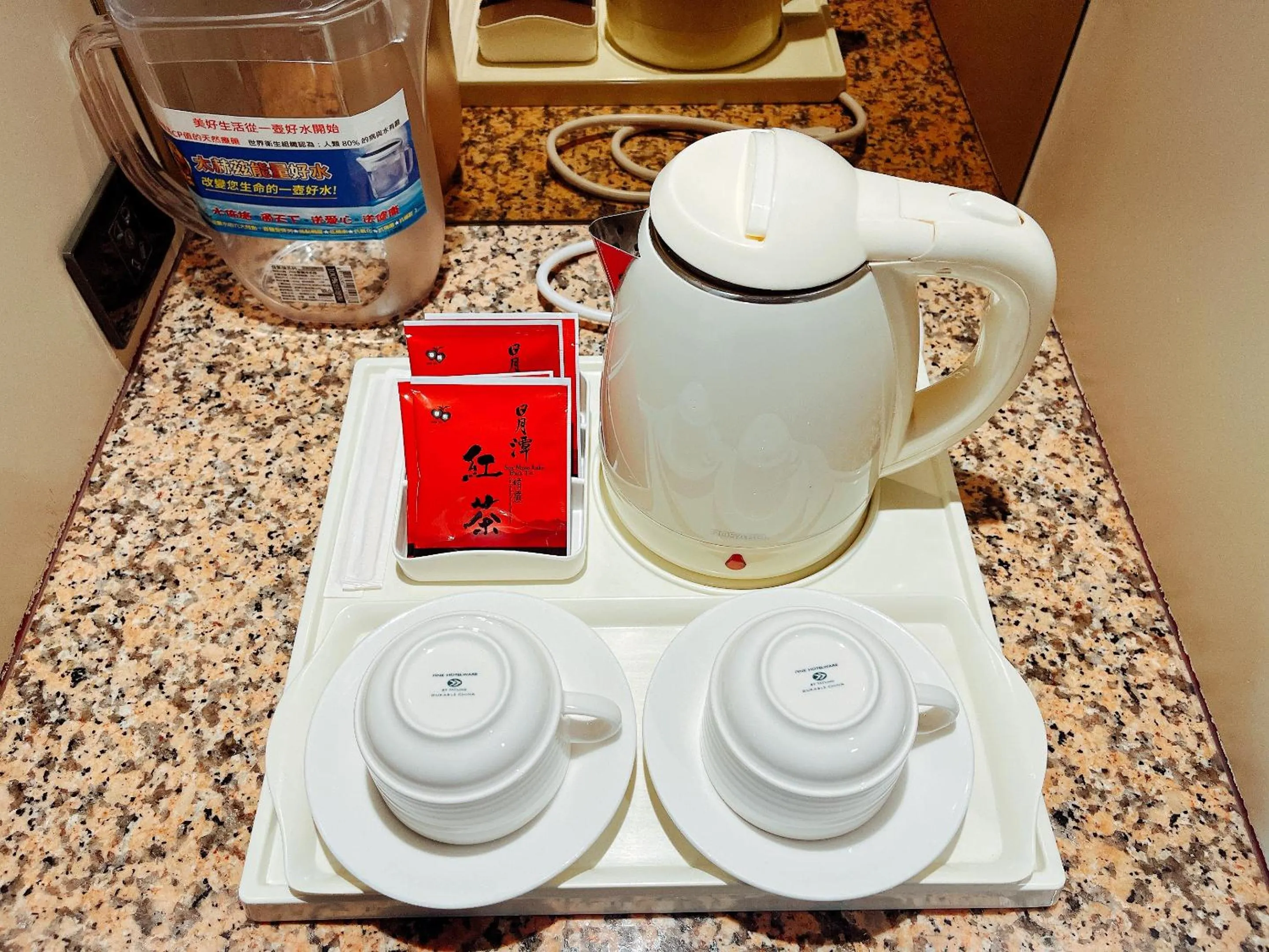 Coffee/tea facilities in Wemeet Hotel