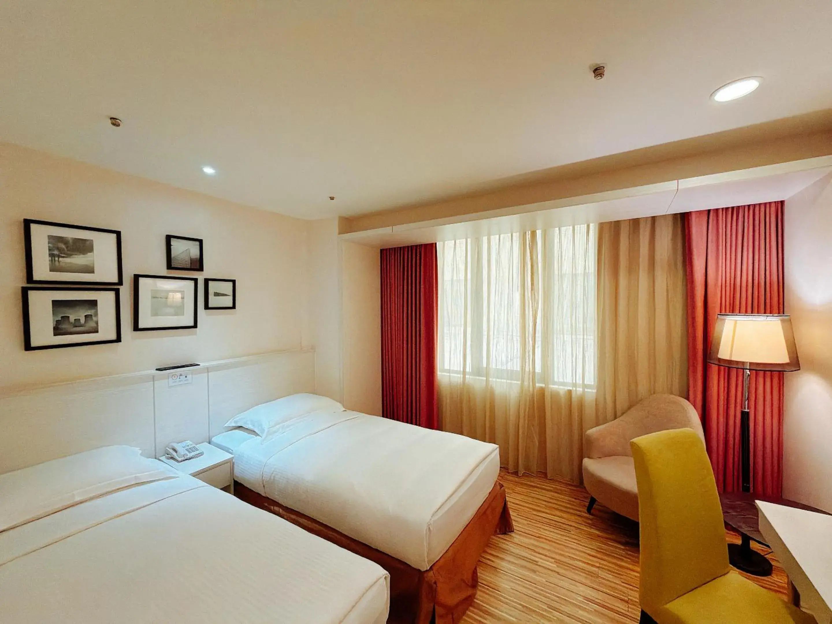 Business Twin Room in Wemeet Hotel Business Twin Room in Wemeet Hotel